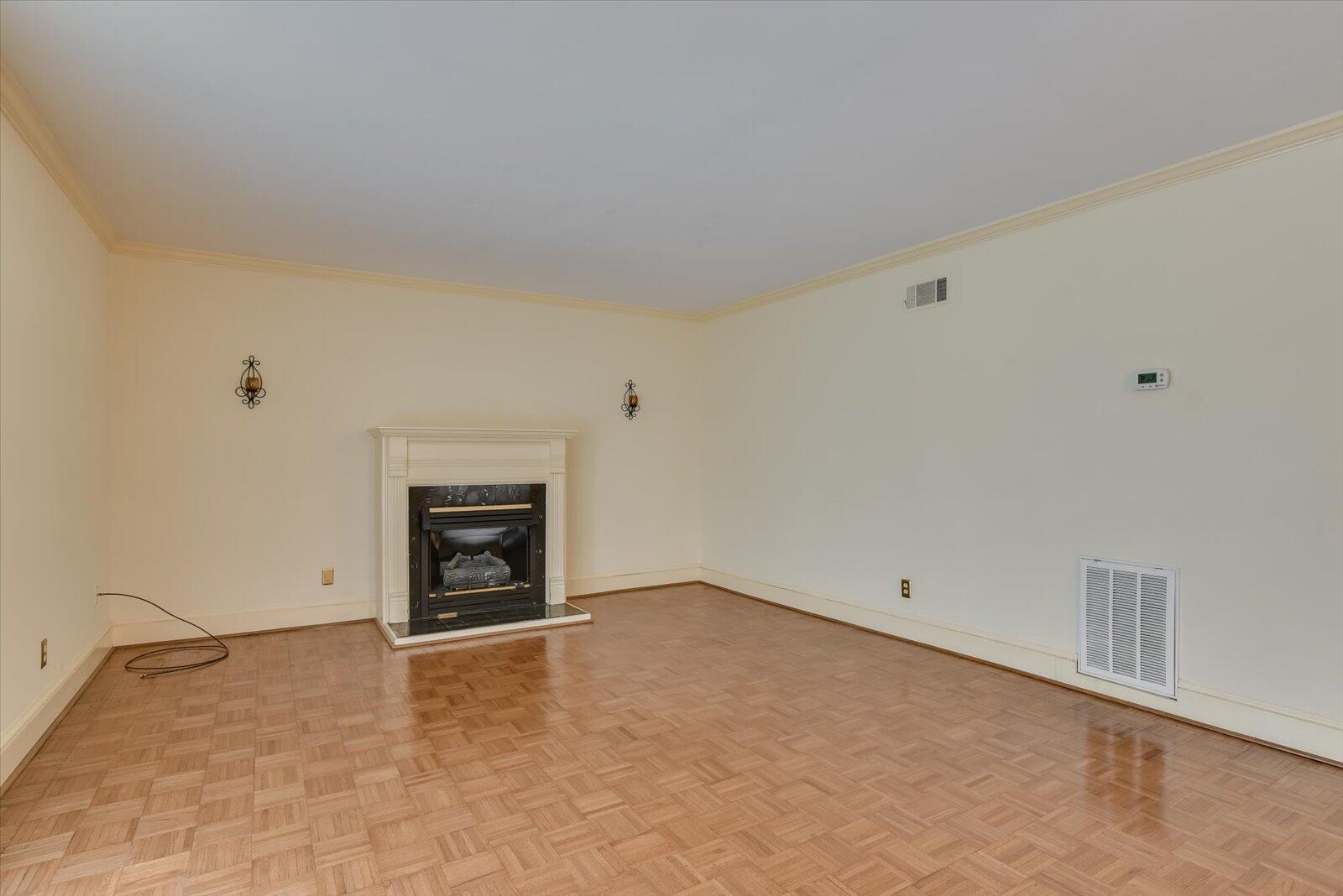 1215 Monte Sano Avenue 4