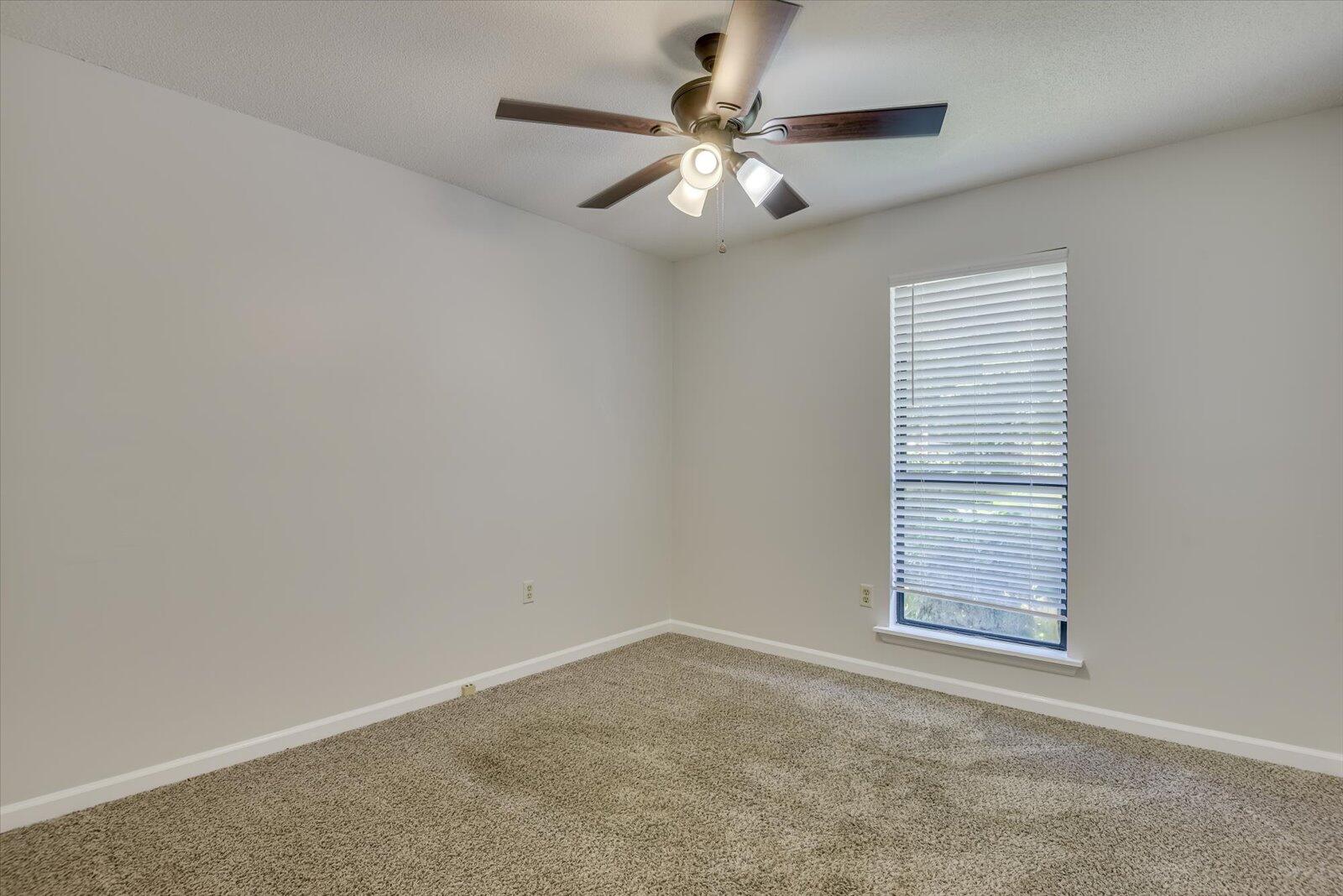 4326 Thrush Court