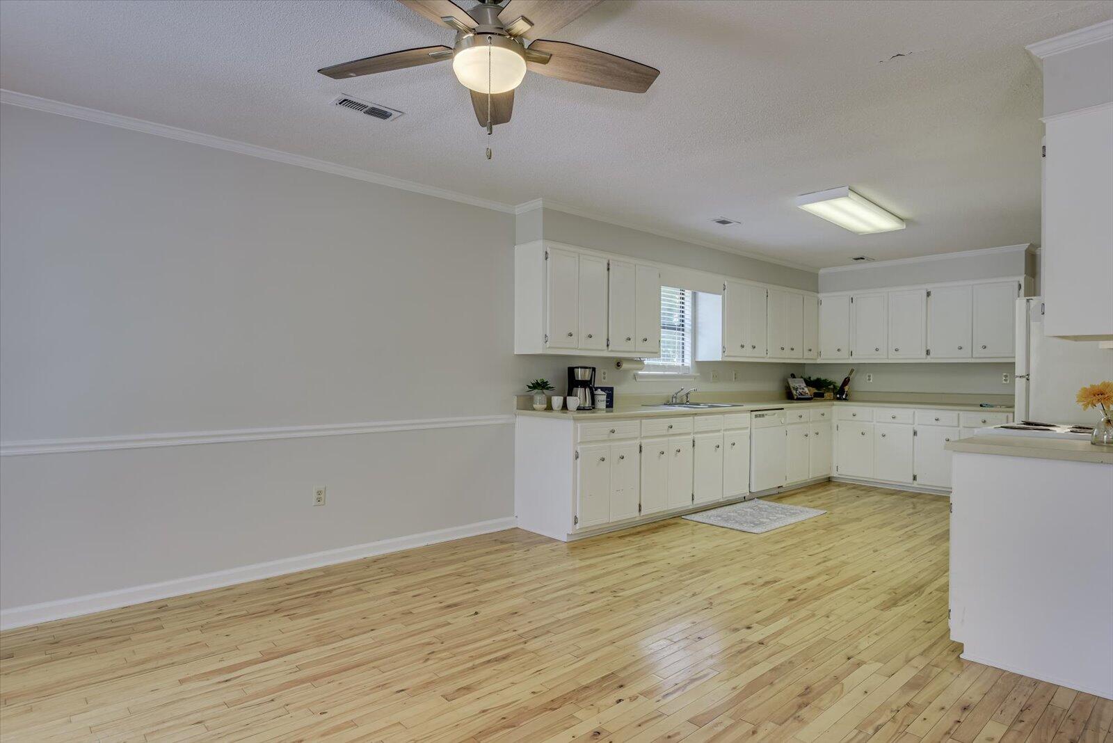 4326 Thrush Court