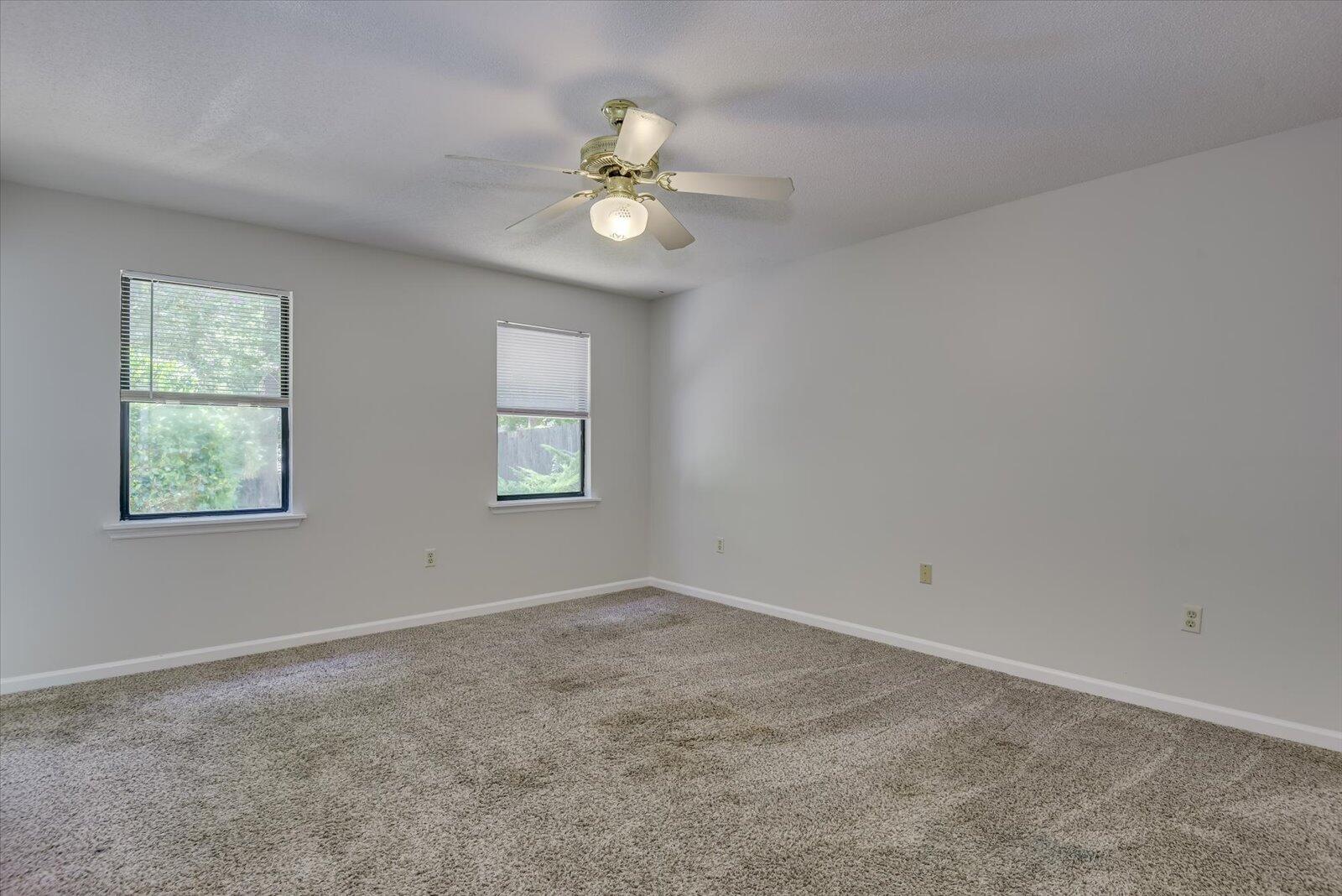 4326 Thrush Court