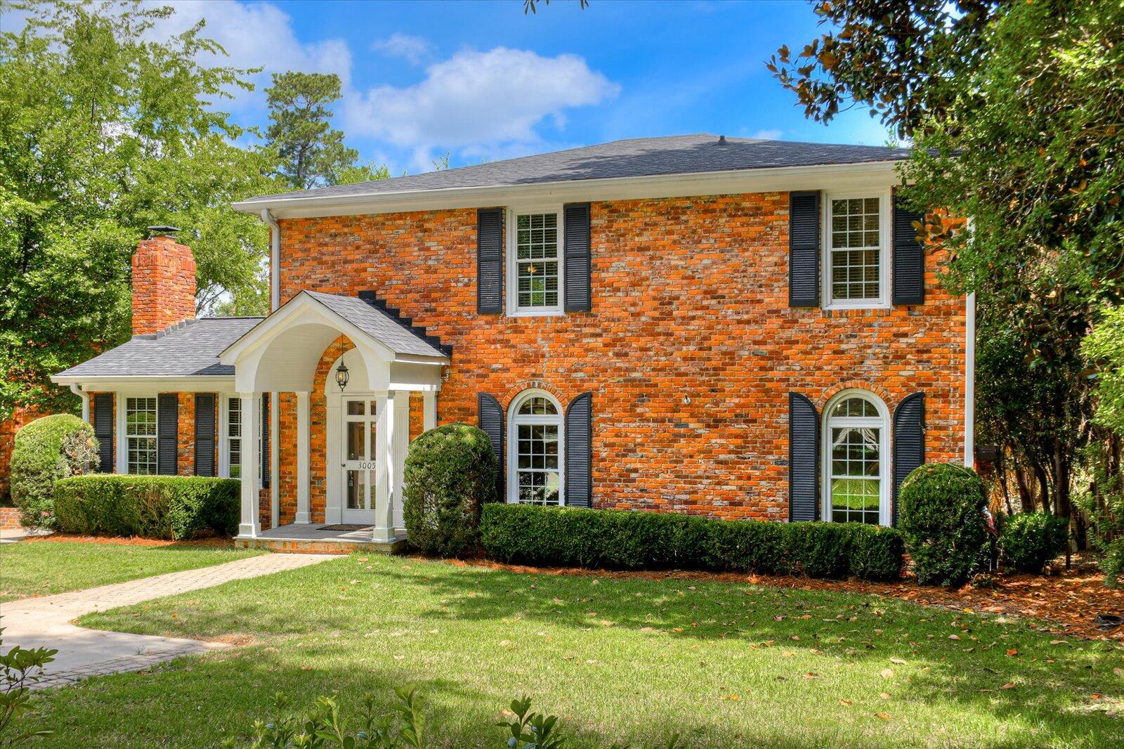 3005 Lake Forest Drive