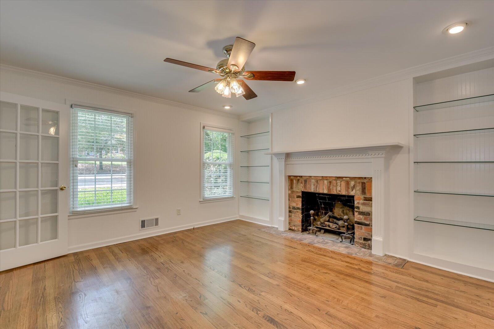 3005 Lake Forest Drive
