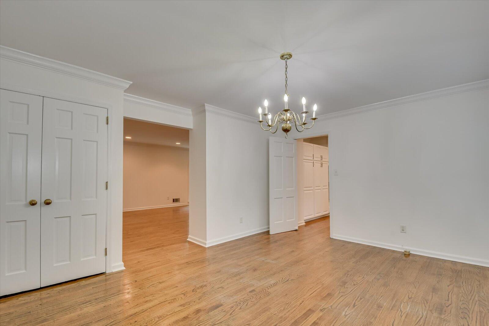3005 Lake Forest Drive