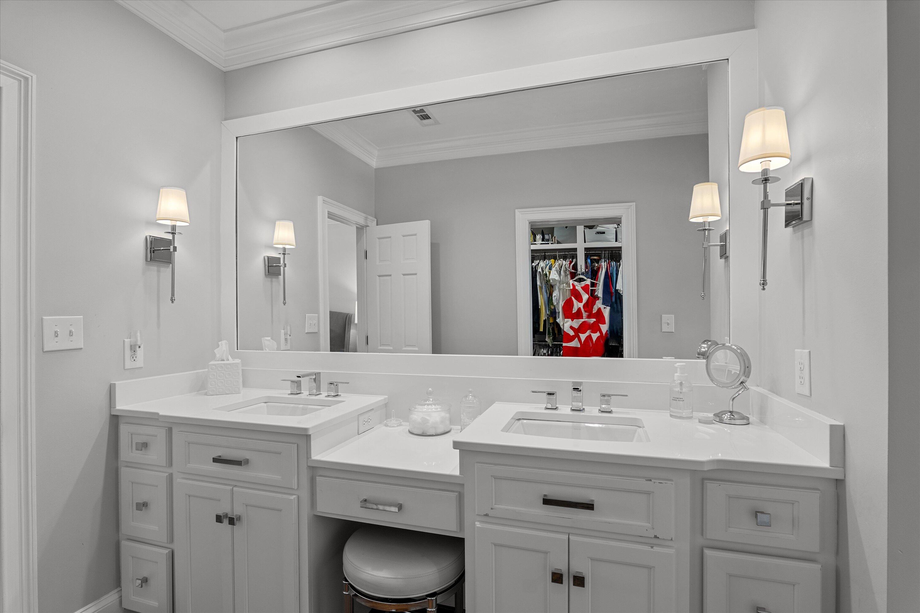 2807 Peachtree Place