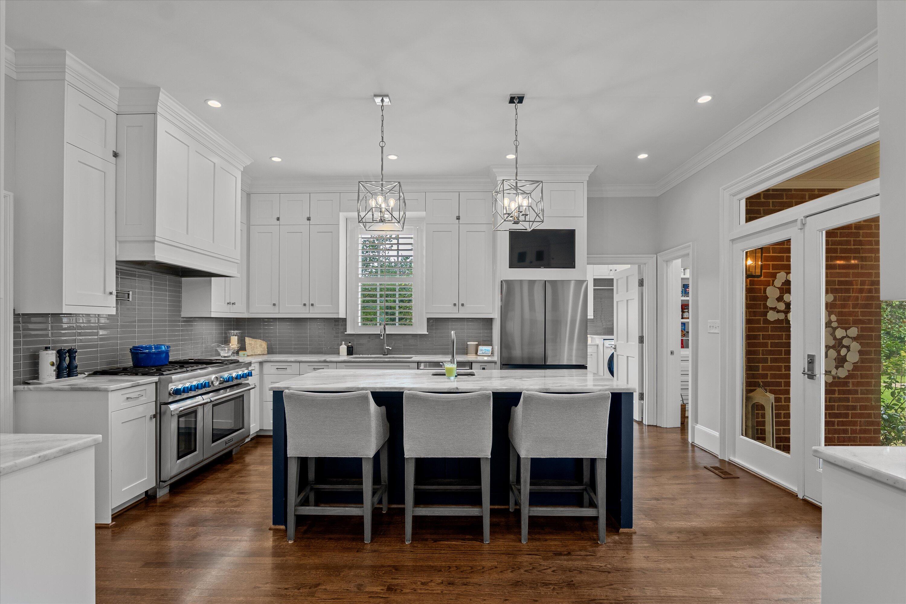 2807 Peachtree Place