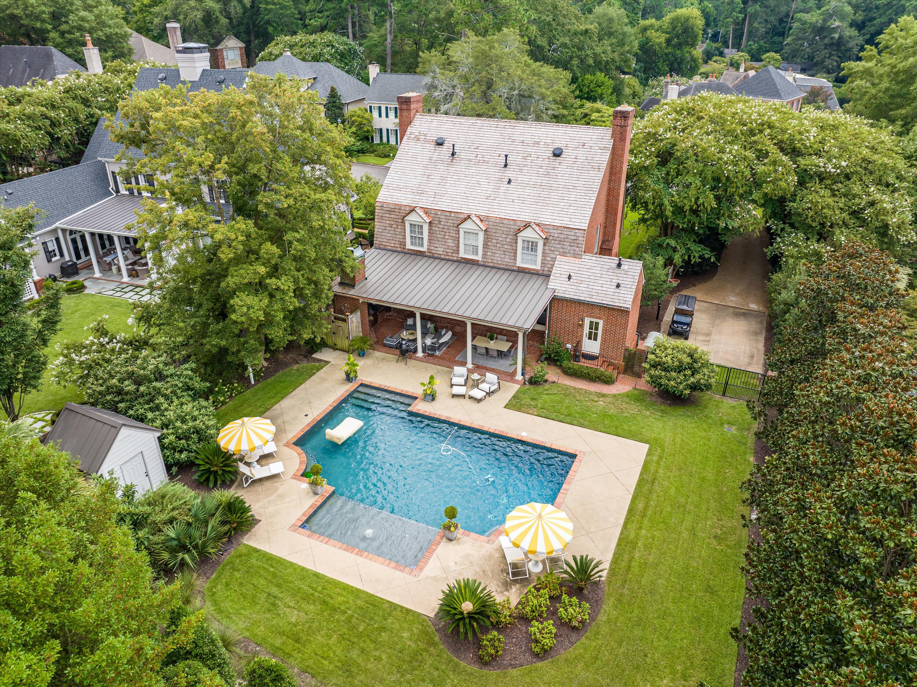 2807 Peachtree Place