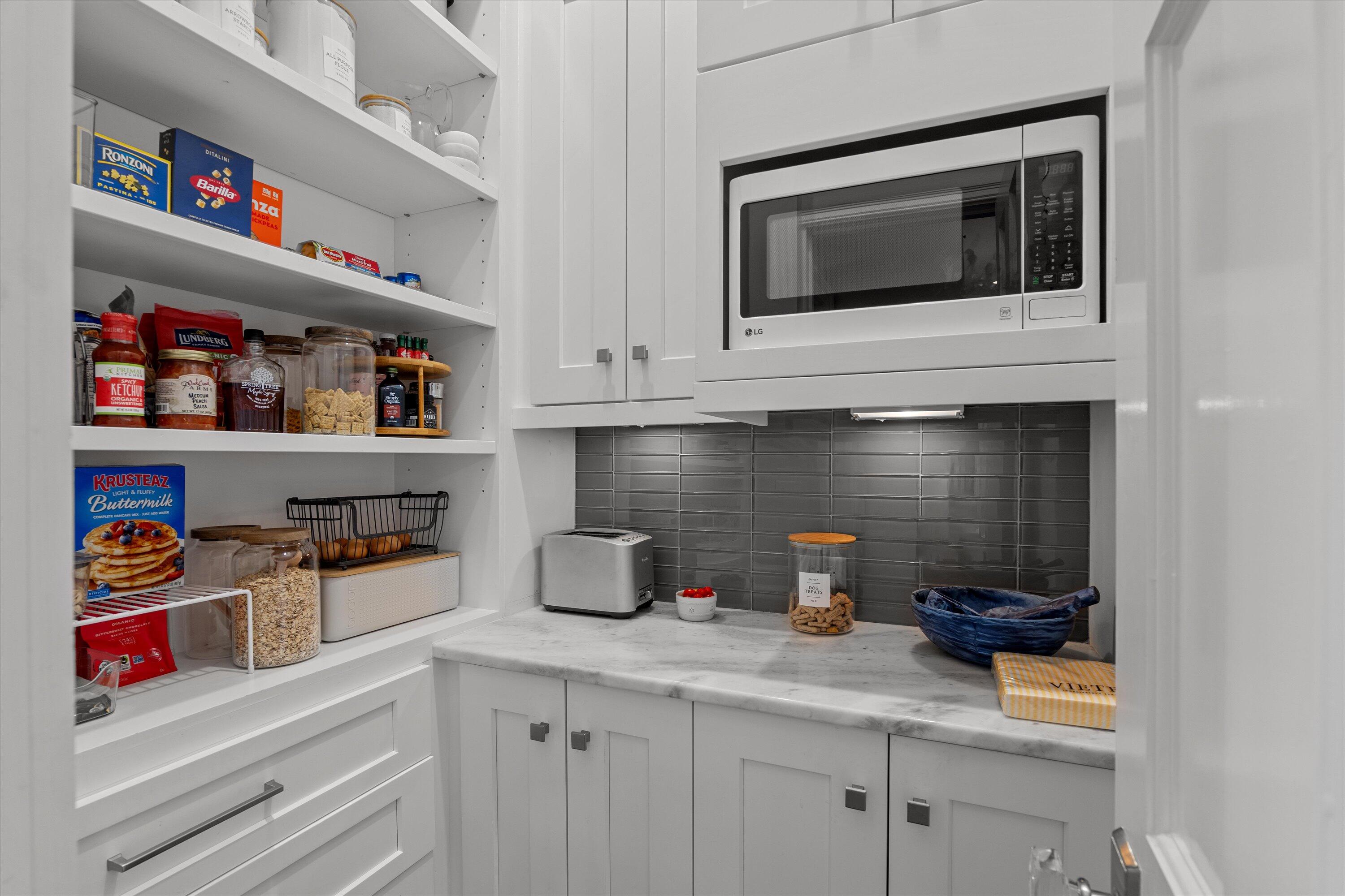 2807 Peachtree Place