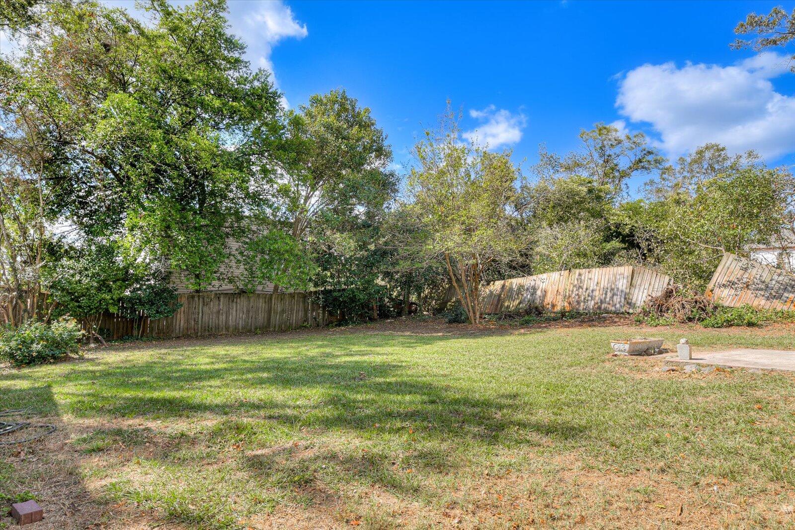 1743 1/2 Kissingbower Road