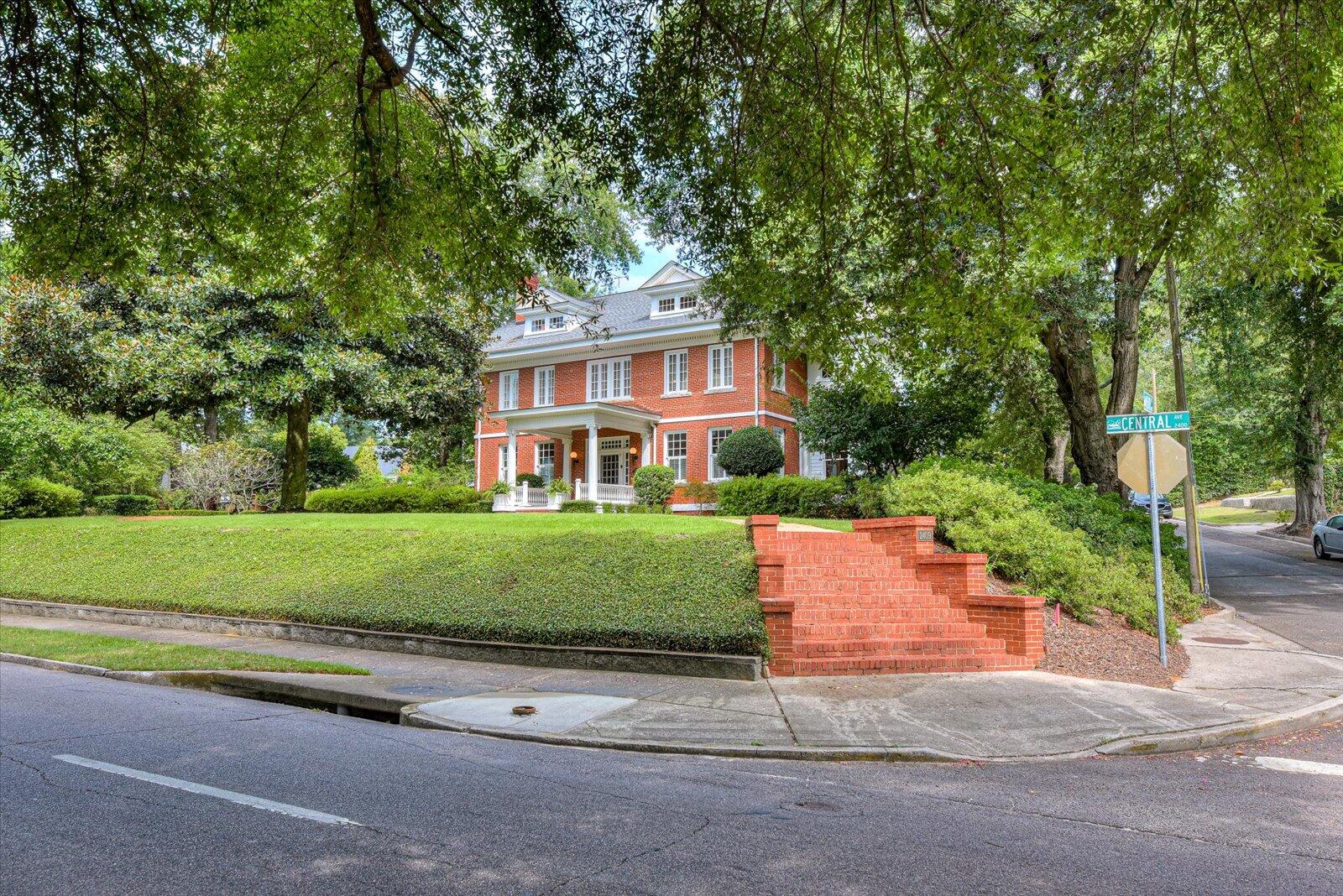 2409 Central Avenue