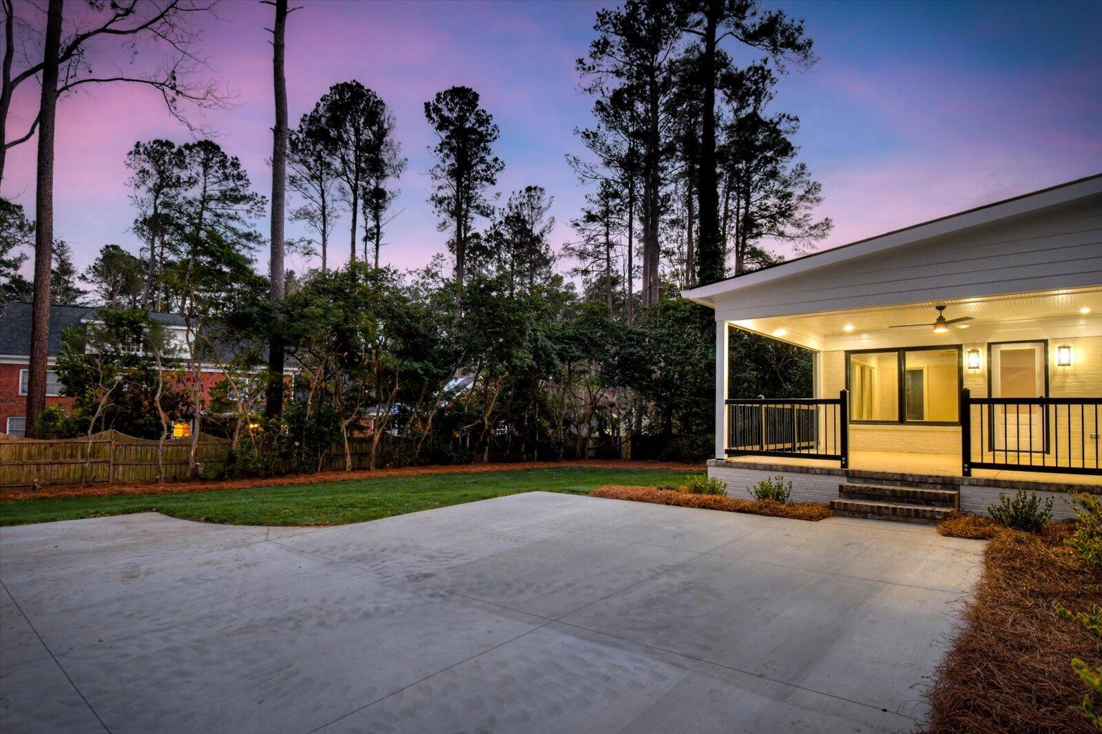 707 Ravenel Road