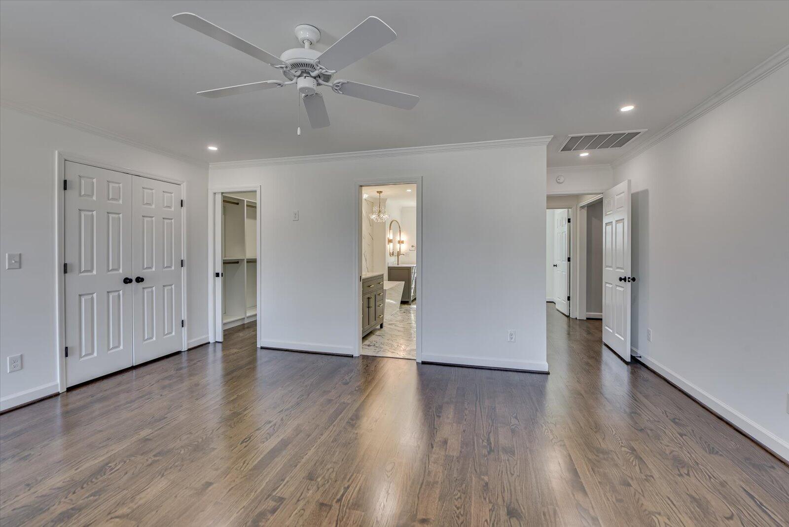 707 Ravenel Road