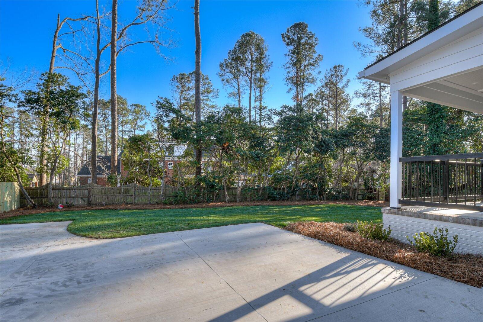 707 Ravenel Road