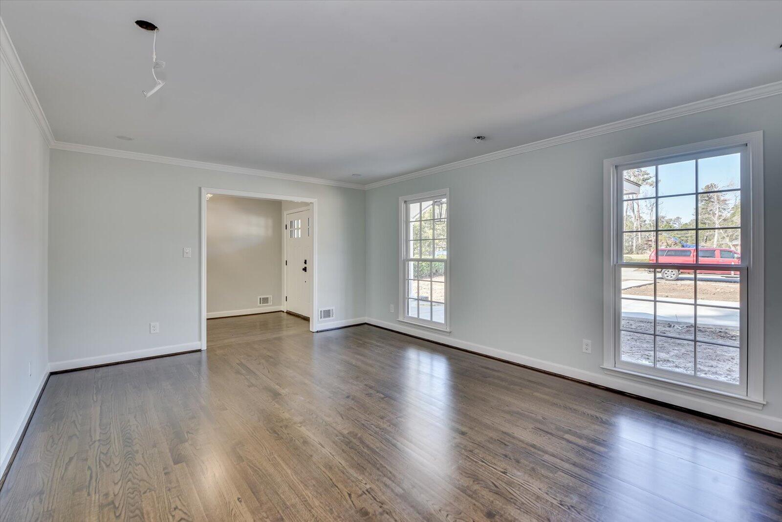 707 Ravenel Road