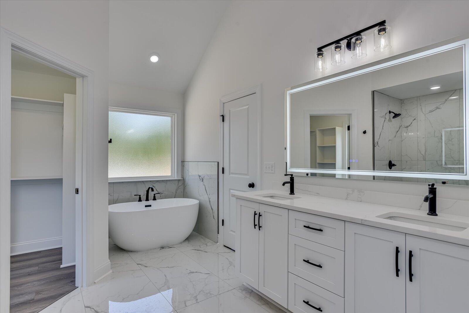 111 Dogwood Trail