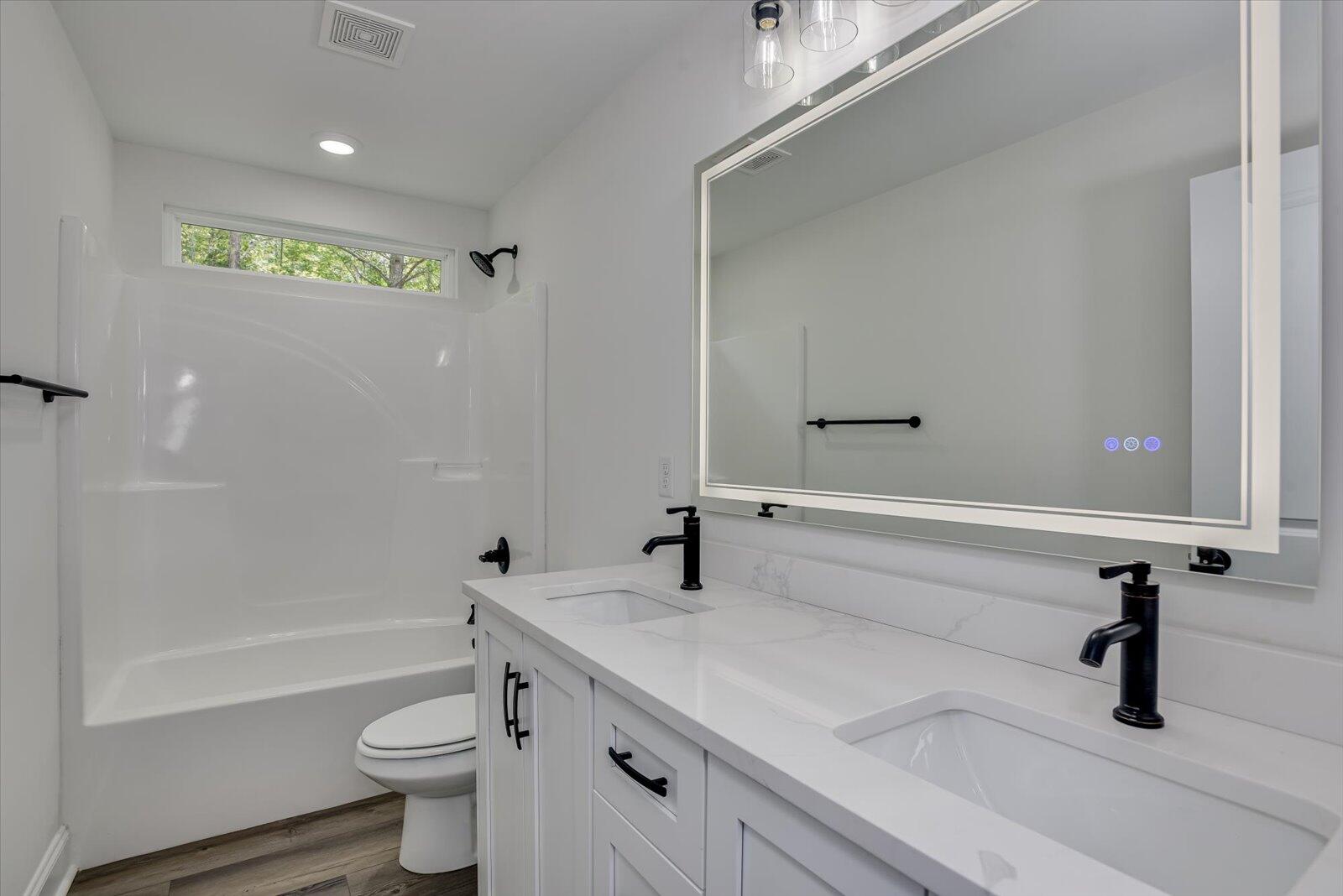 111 Dogwood Trail