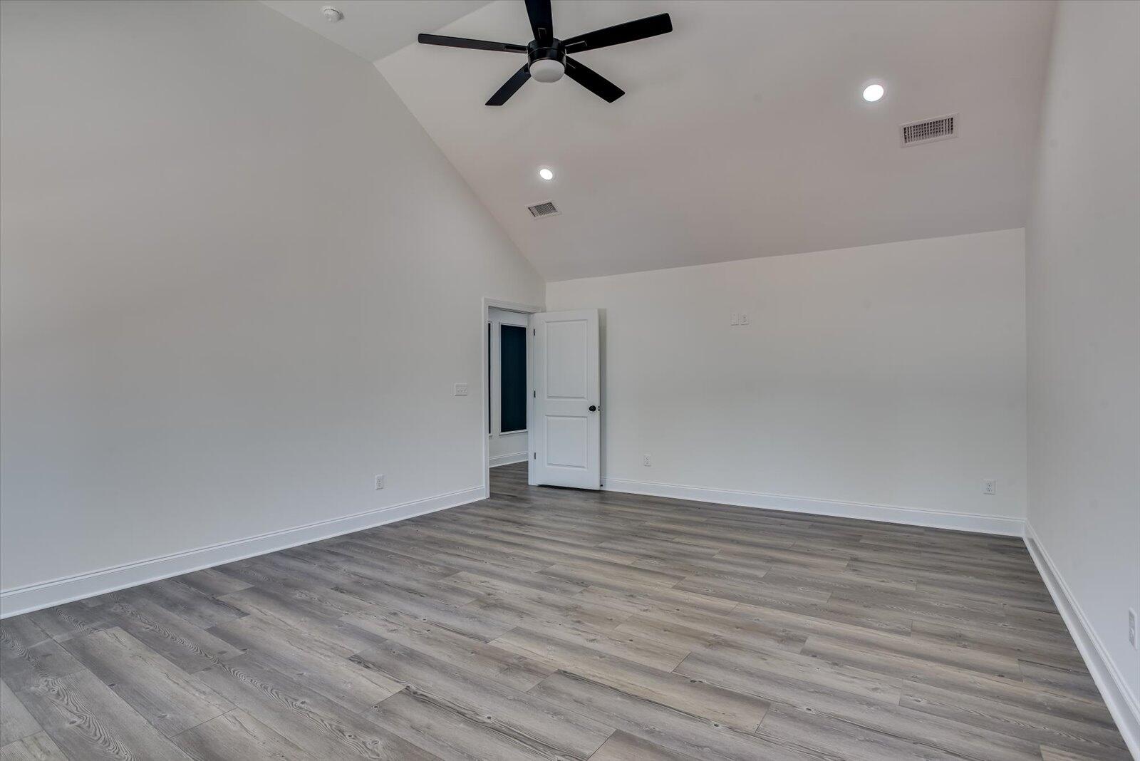 111 Dogwood Trail