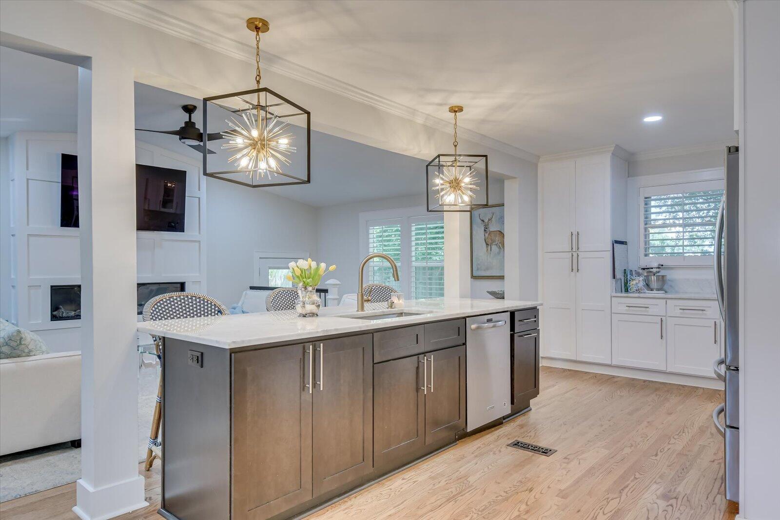 1313 Buena Vista Road