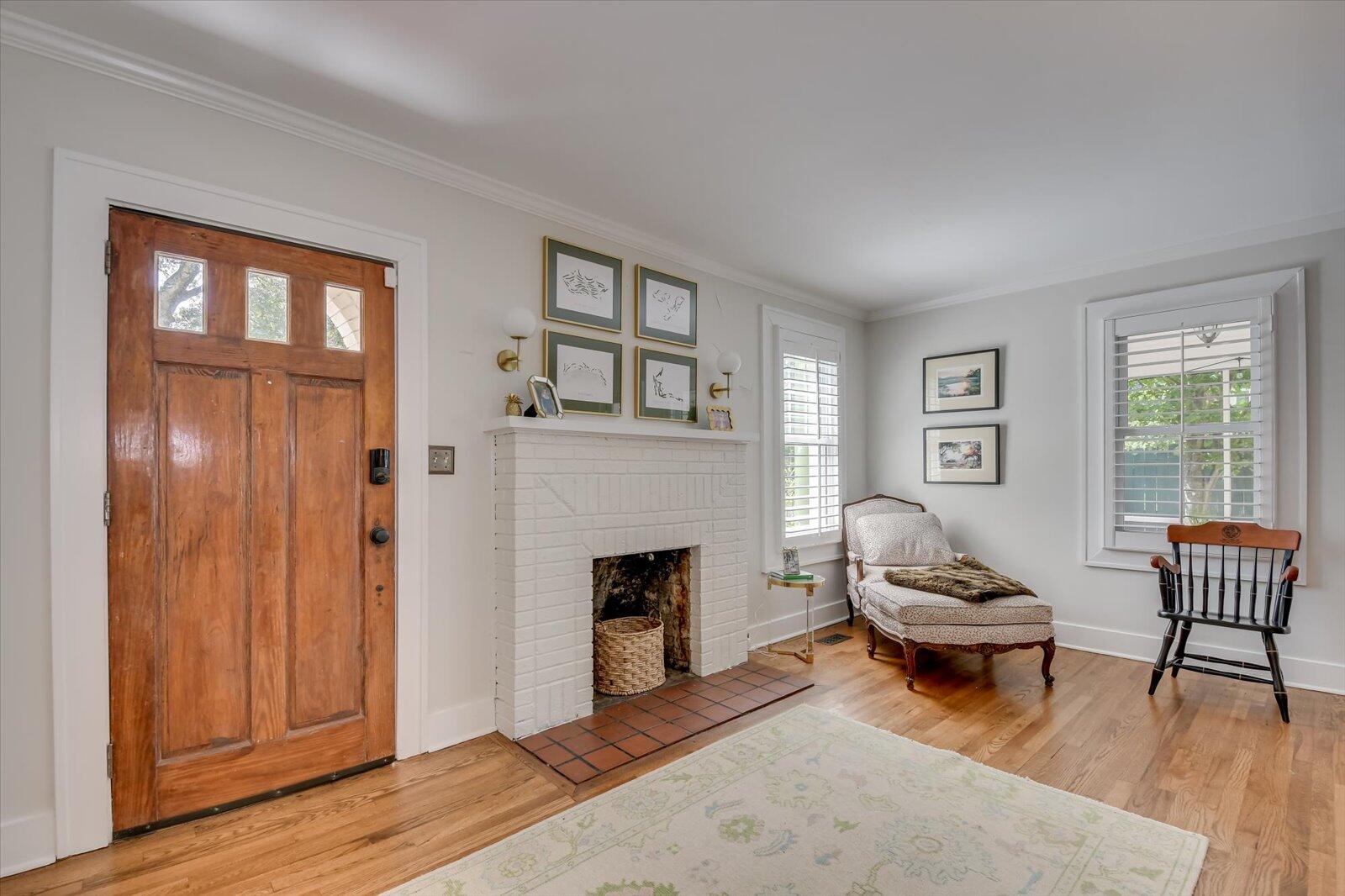 1313 Buena Vista Road
