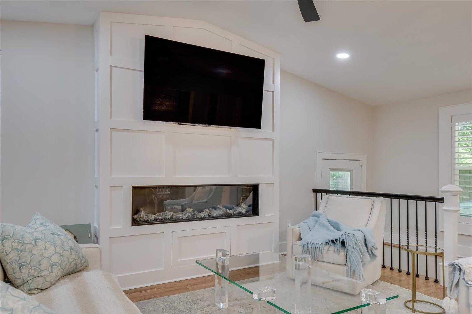 1313 Buena Vista Road