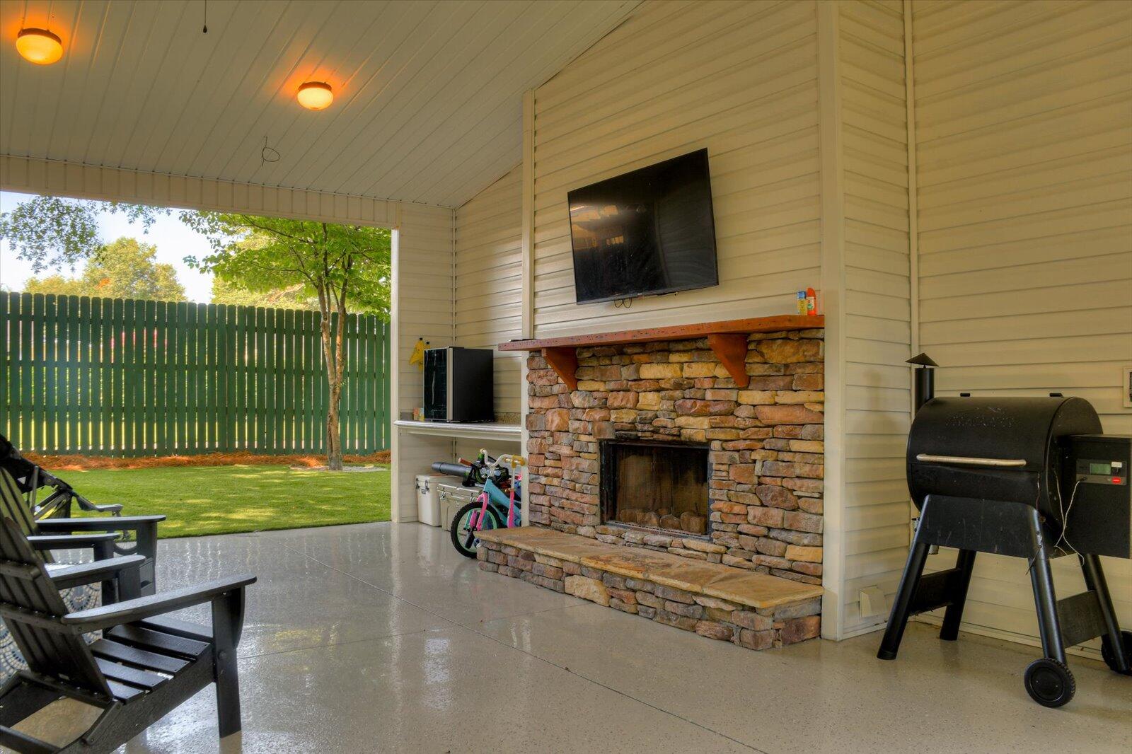 1313 Buena Vista Road