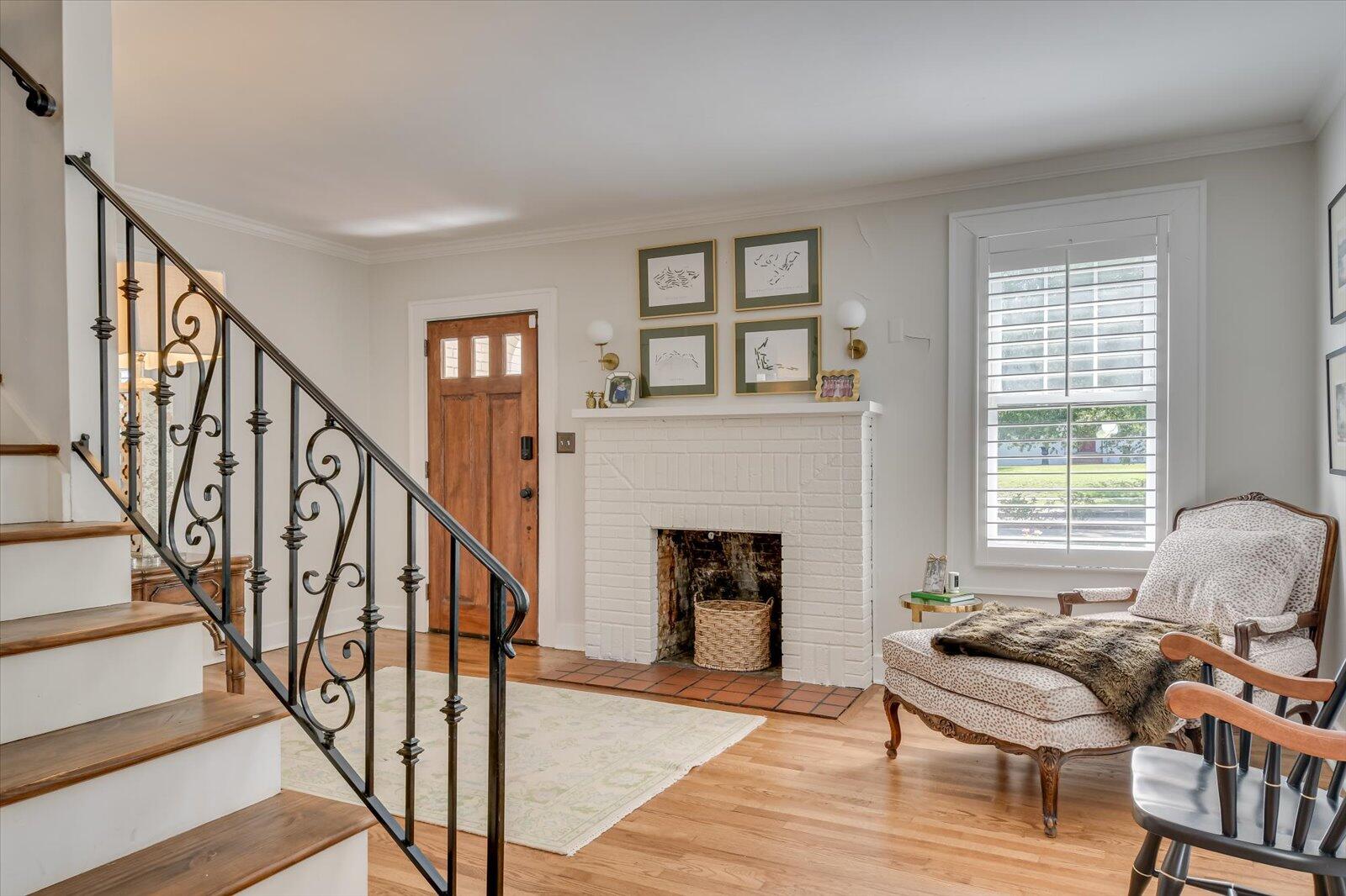 1313 Buena Vista Road