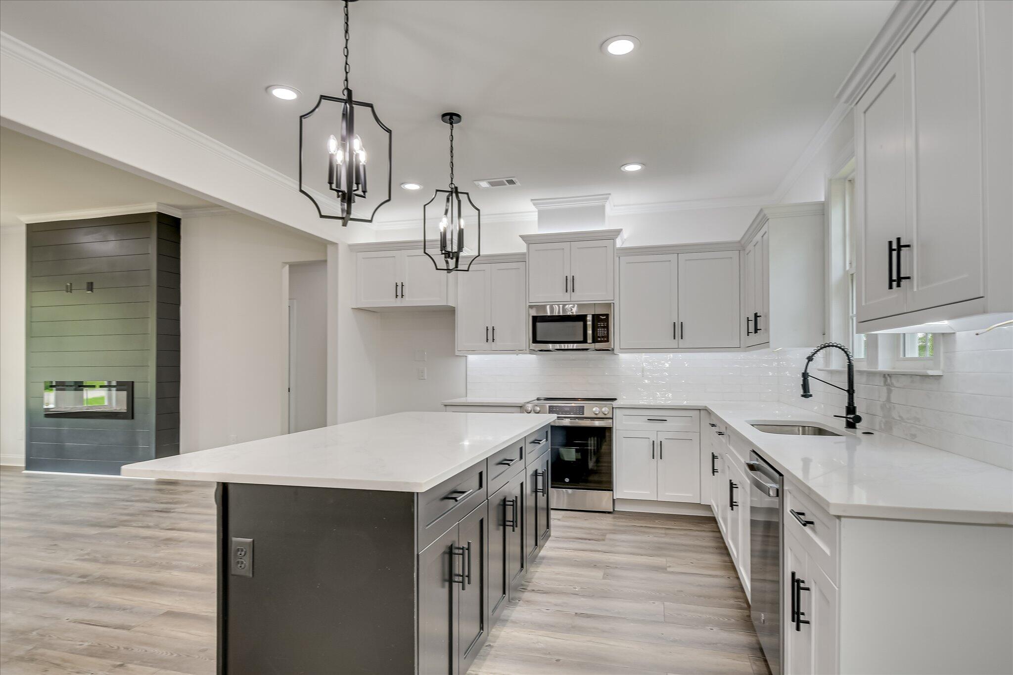 109 Dogwood Trail