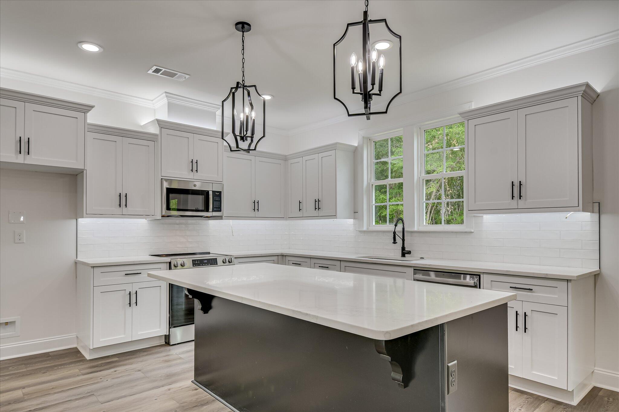 109 Dogwood Trail