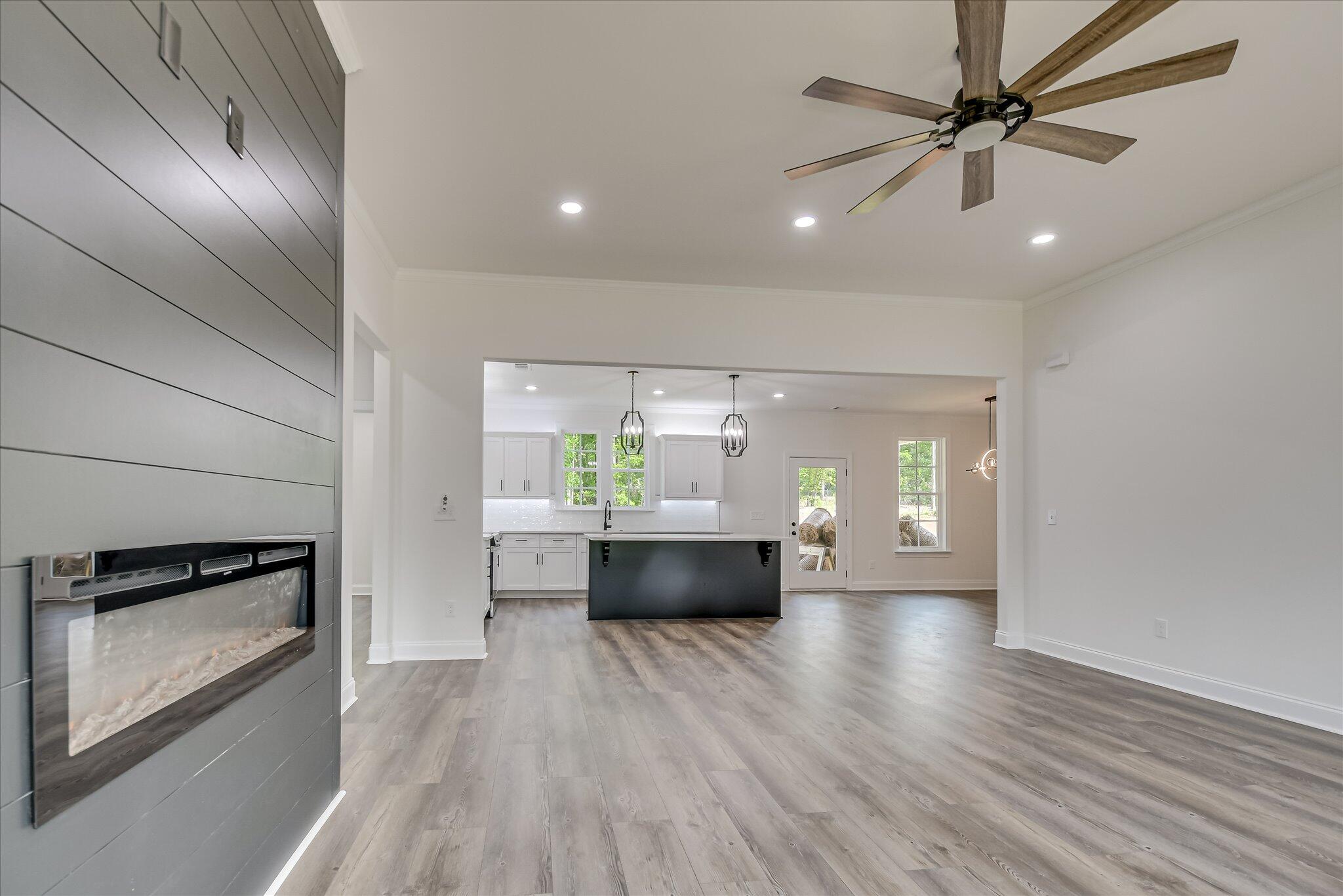 109 Dogwood Trail