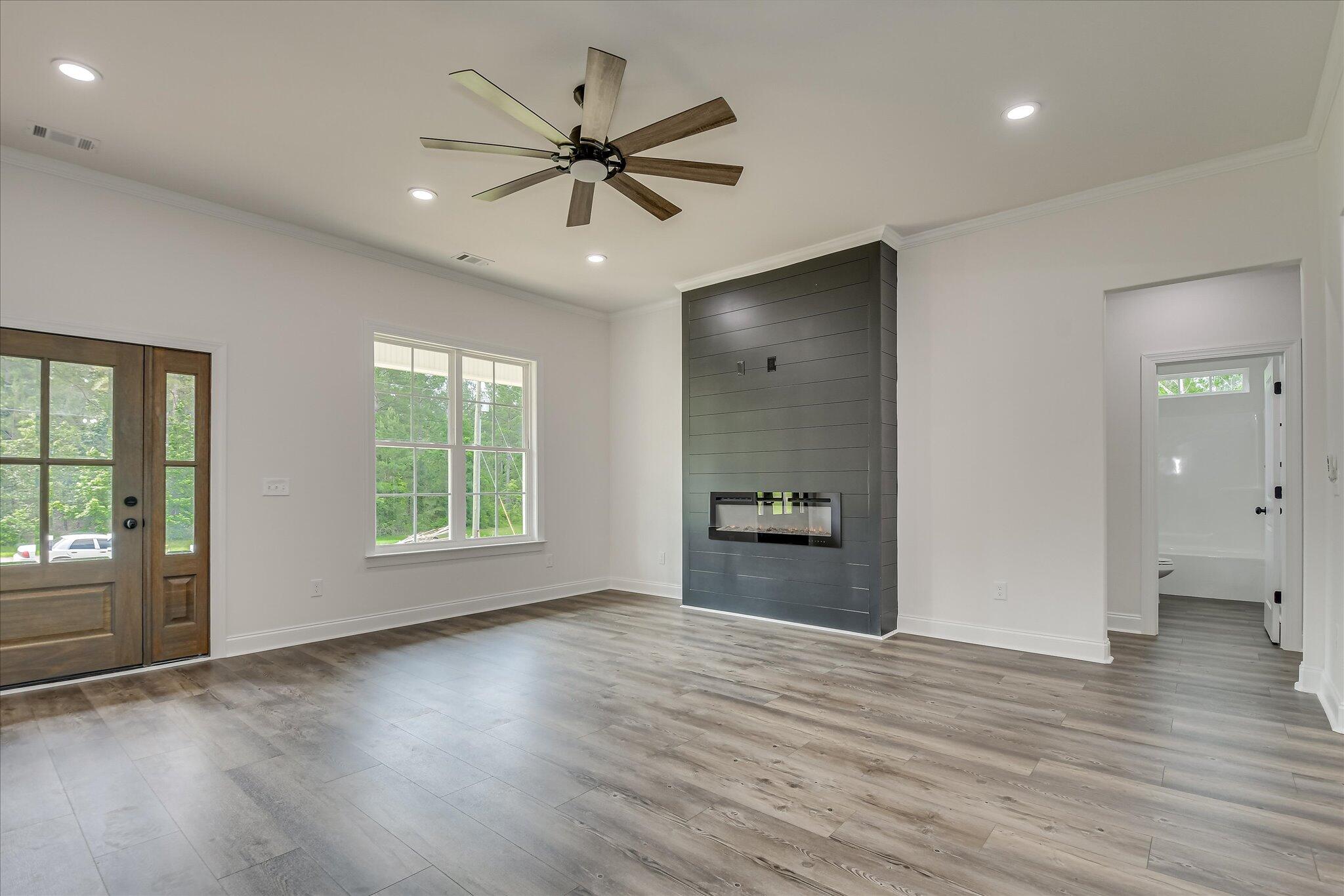 109 Dogwood Trail