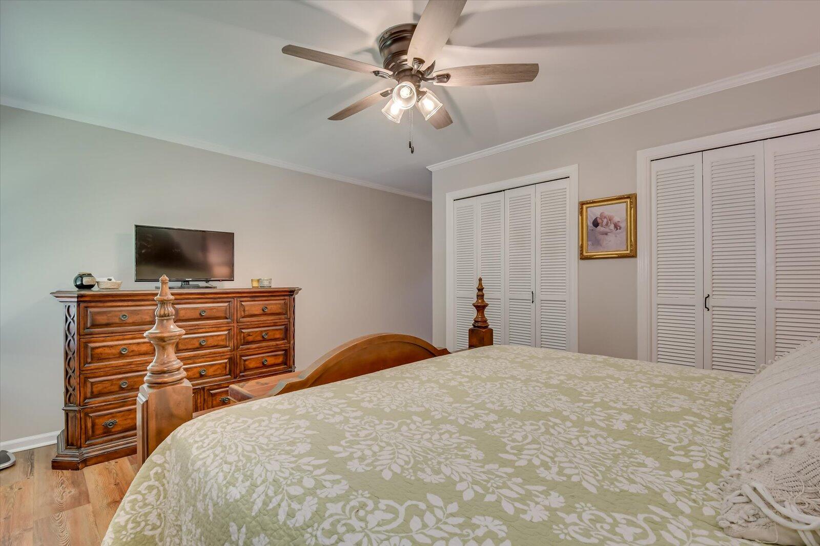 221 Thread Needle Road