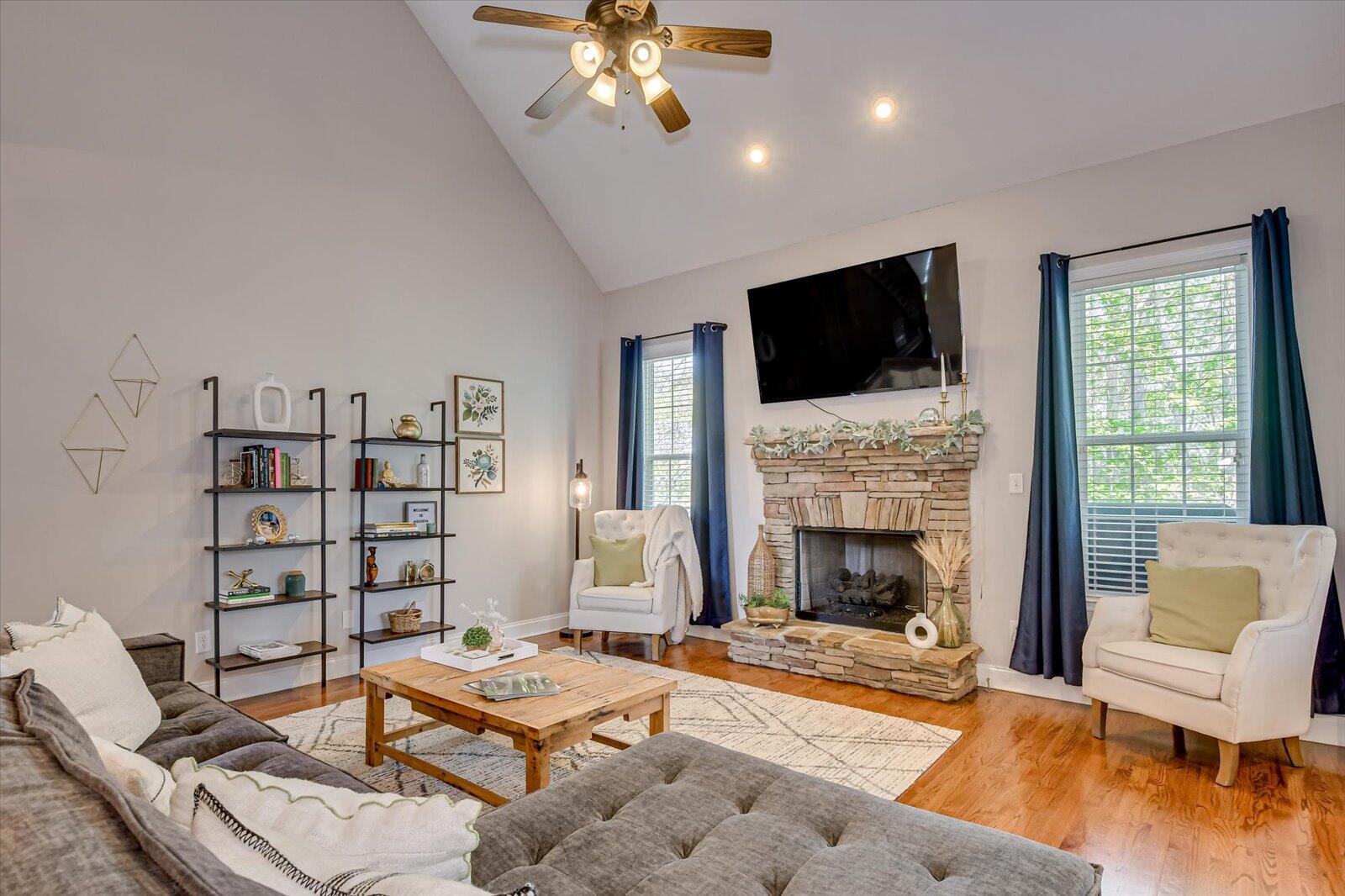 4002 Backwater Court