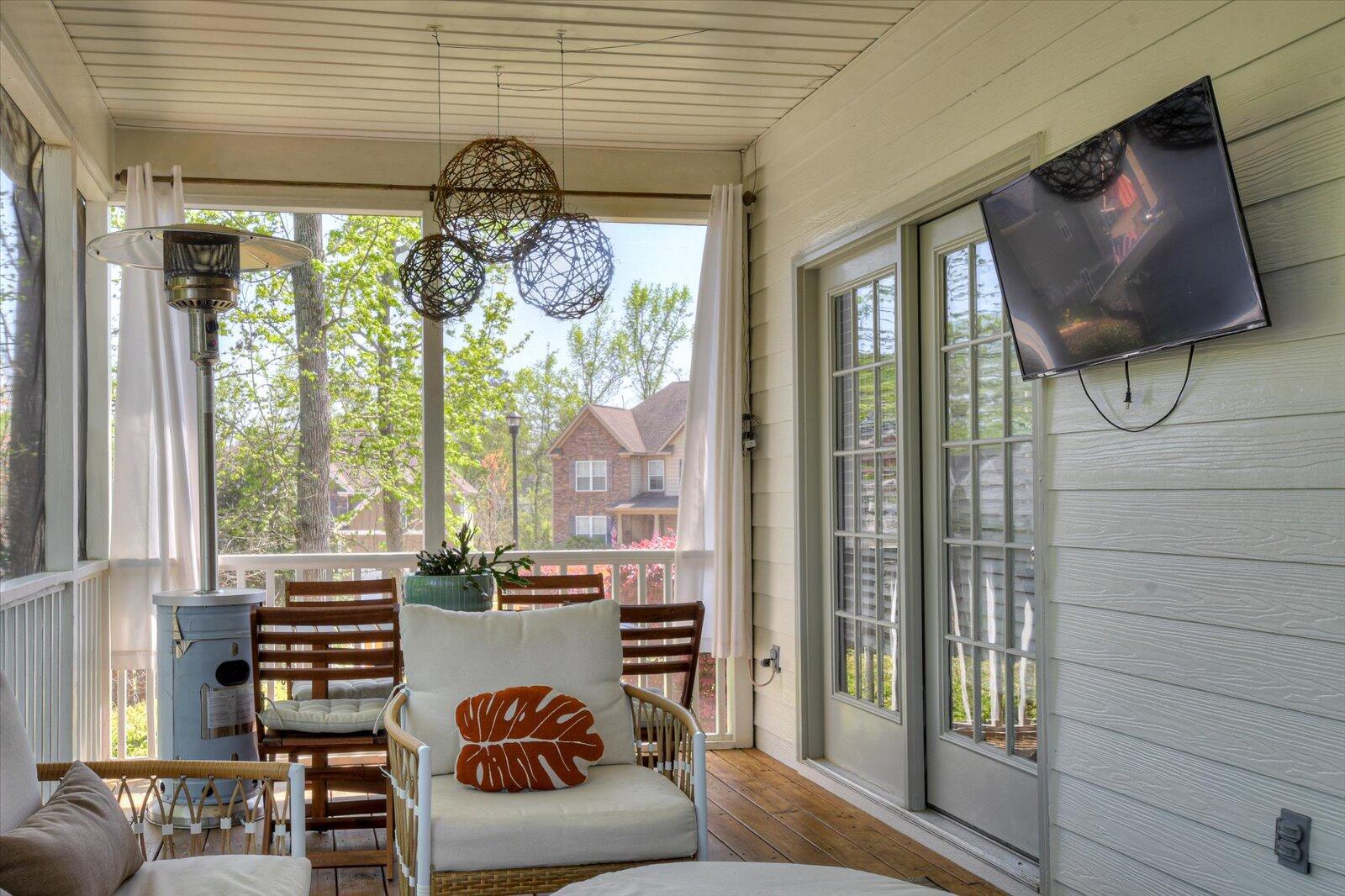 4002 Backwater Court