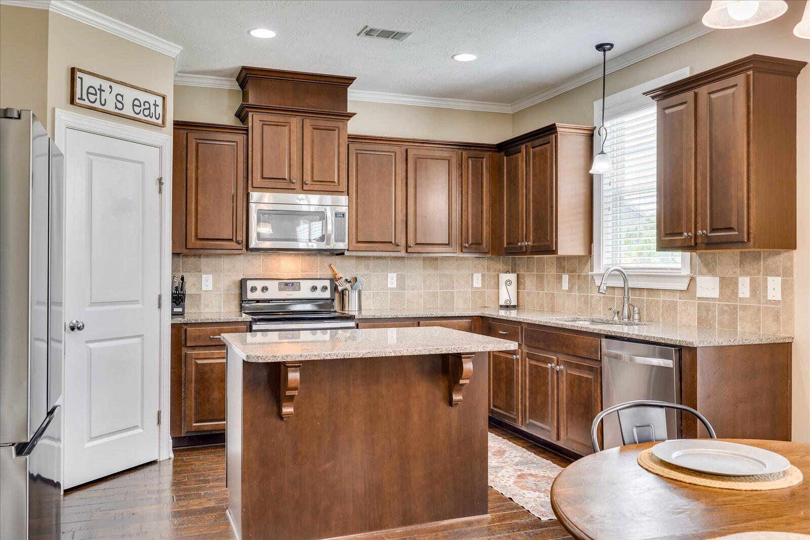 1031 Ardrey Circle