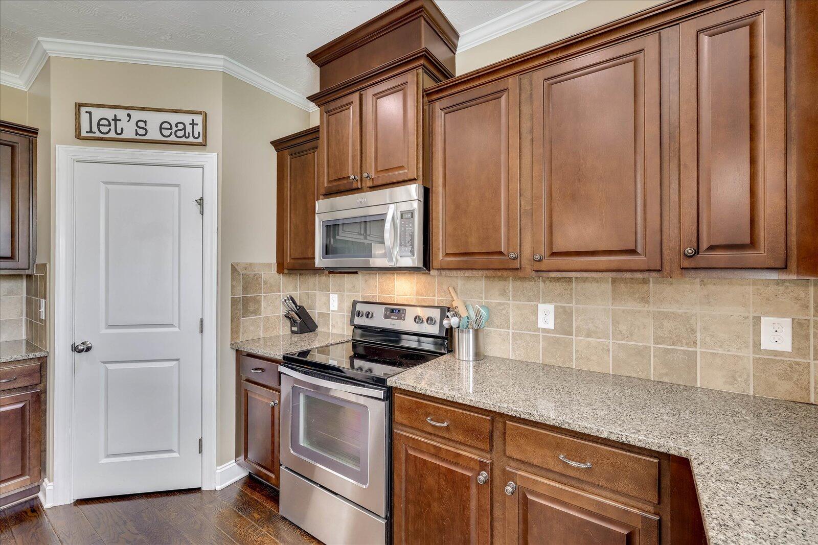 1031 Ardrey Circle