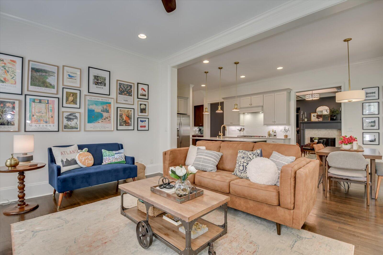 1045 Peninsula Crossing