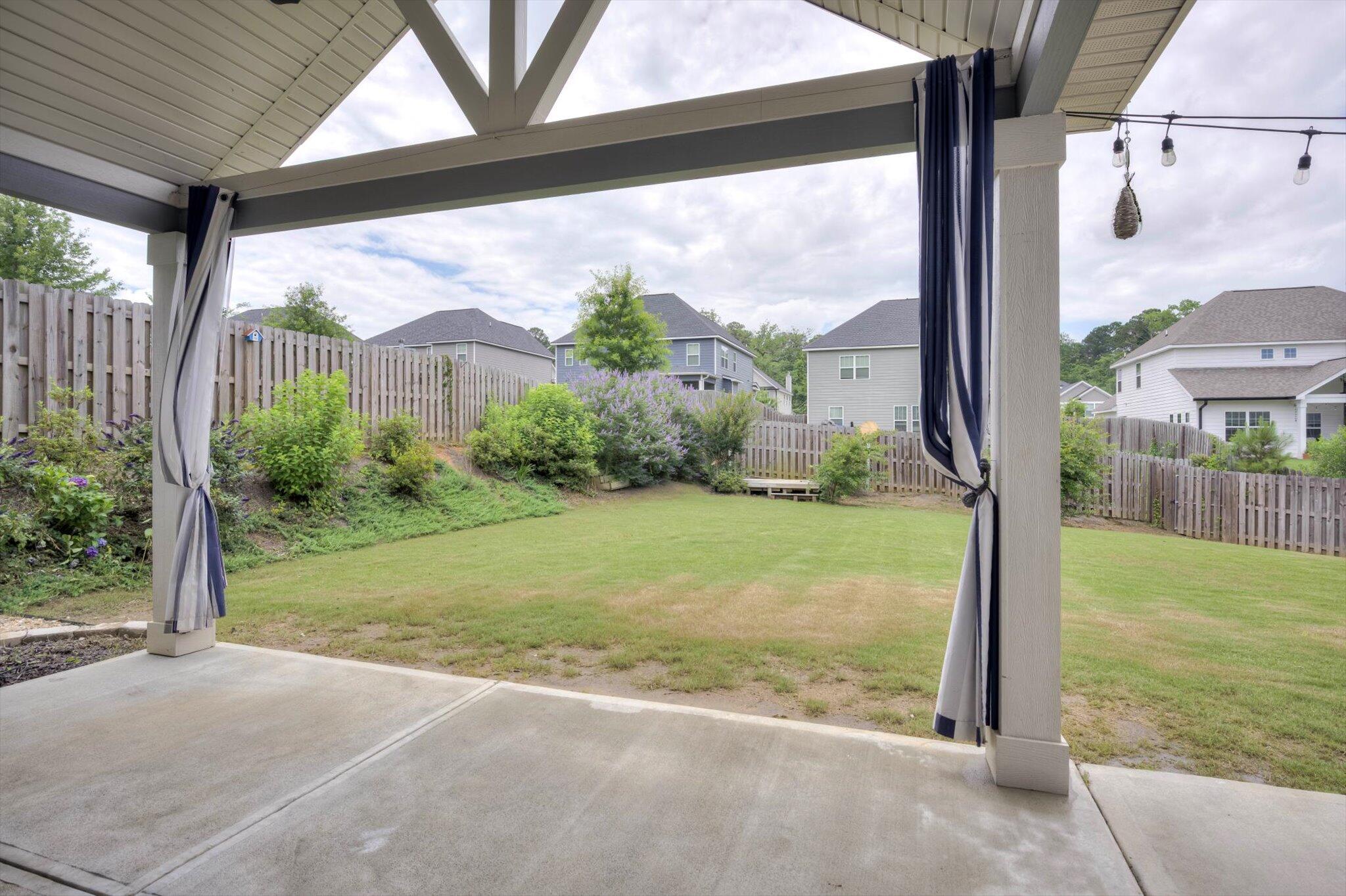 215 Palisades Ridge