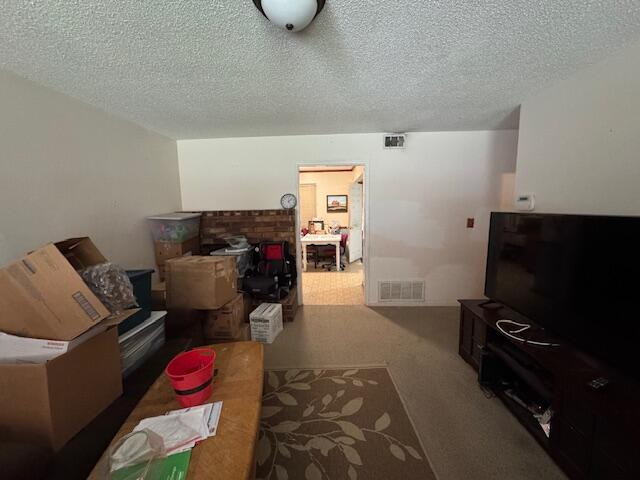 121 Thomas Drive