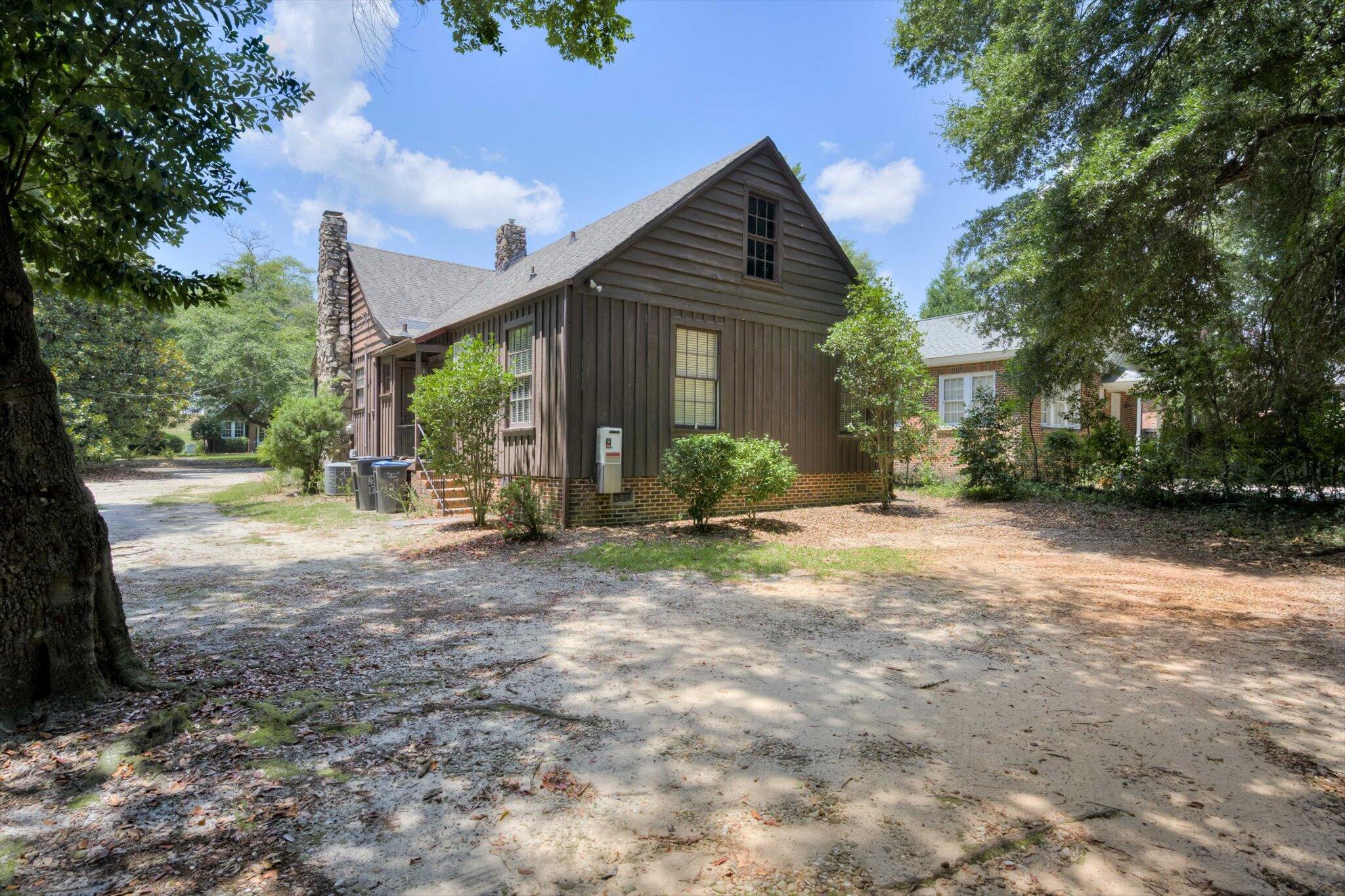 1326 Highland Avenue