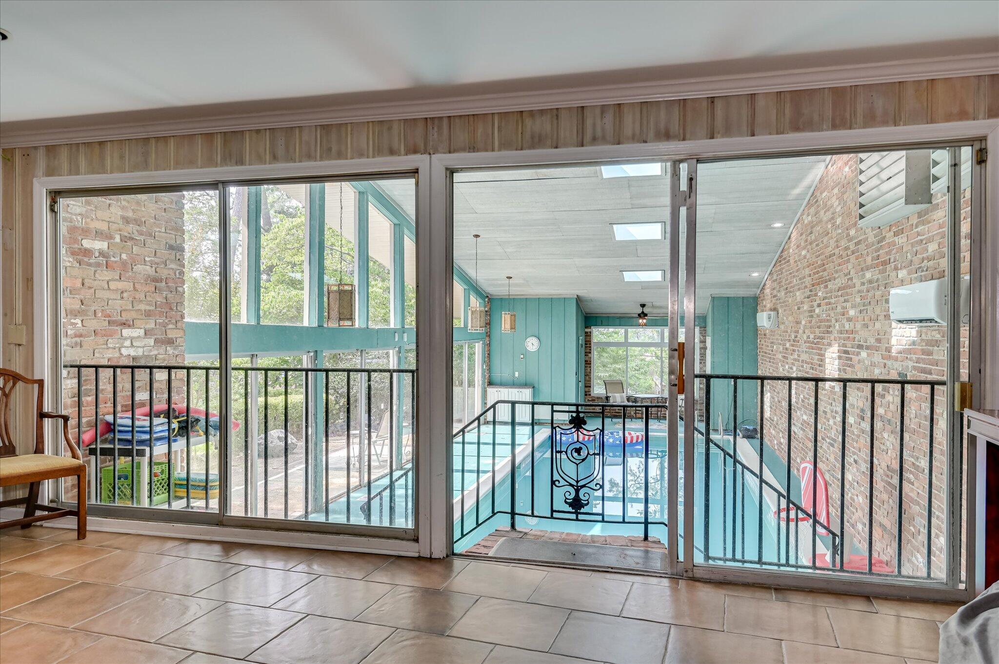 3043 Lake Forest Drive