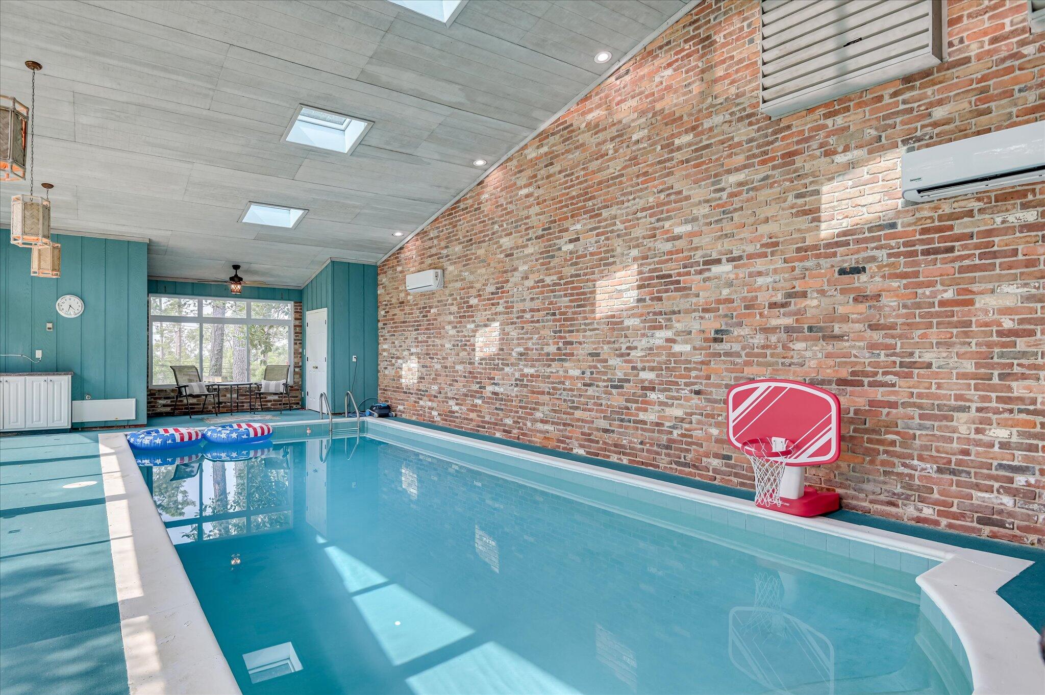 3043 Lake Forest Drive
