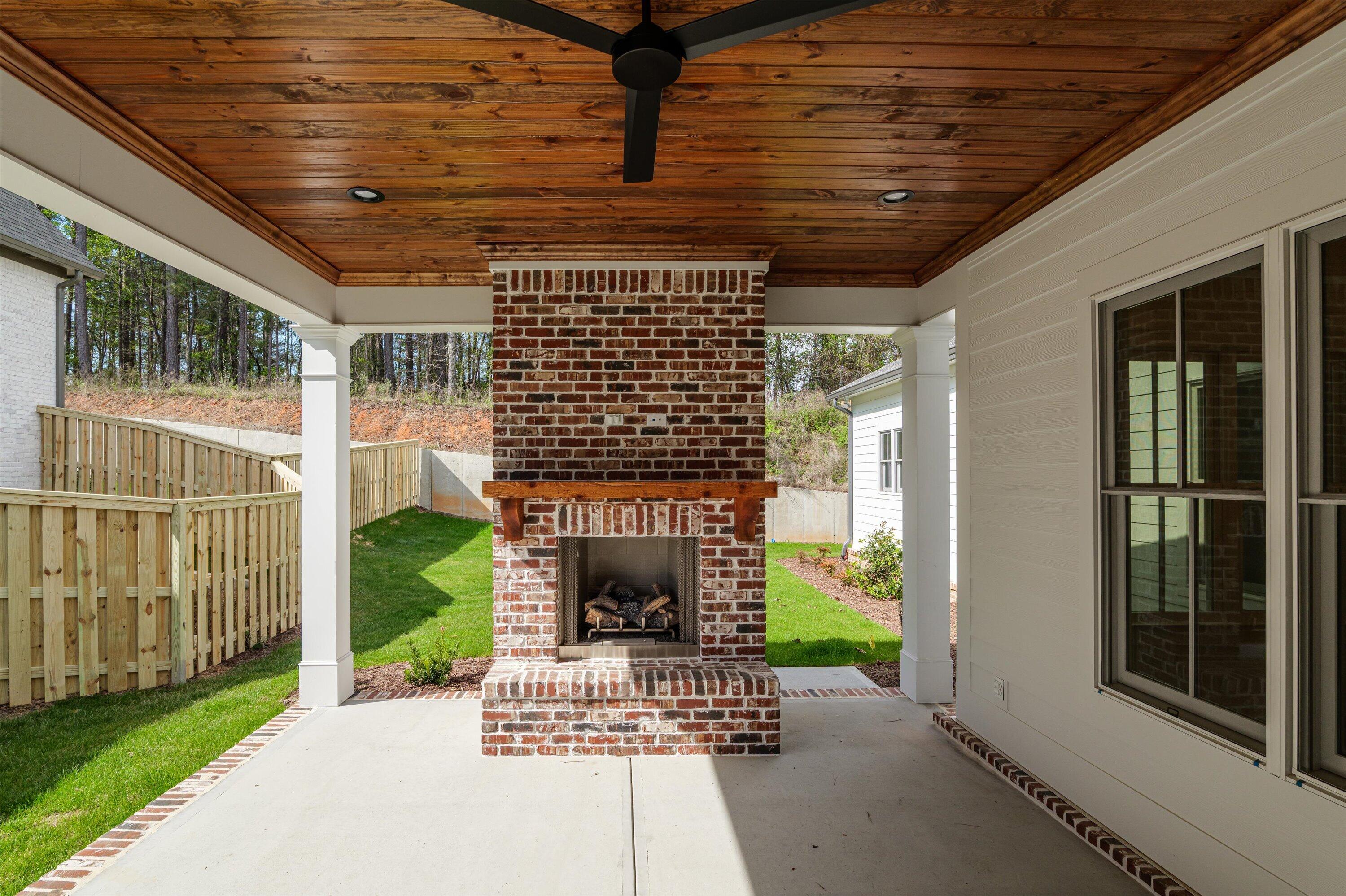 724 Campana Drive