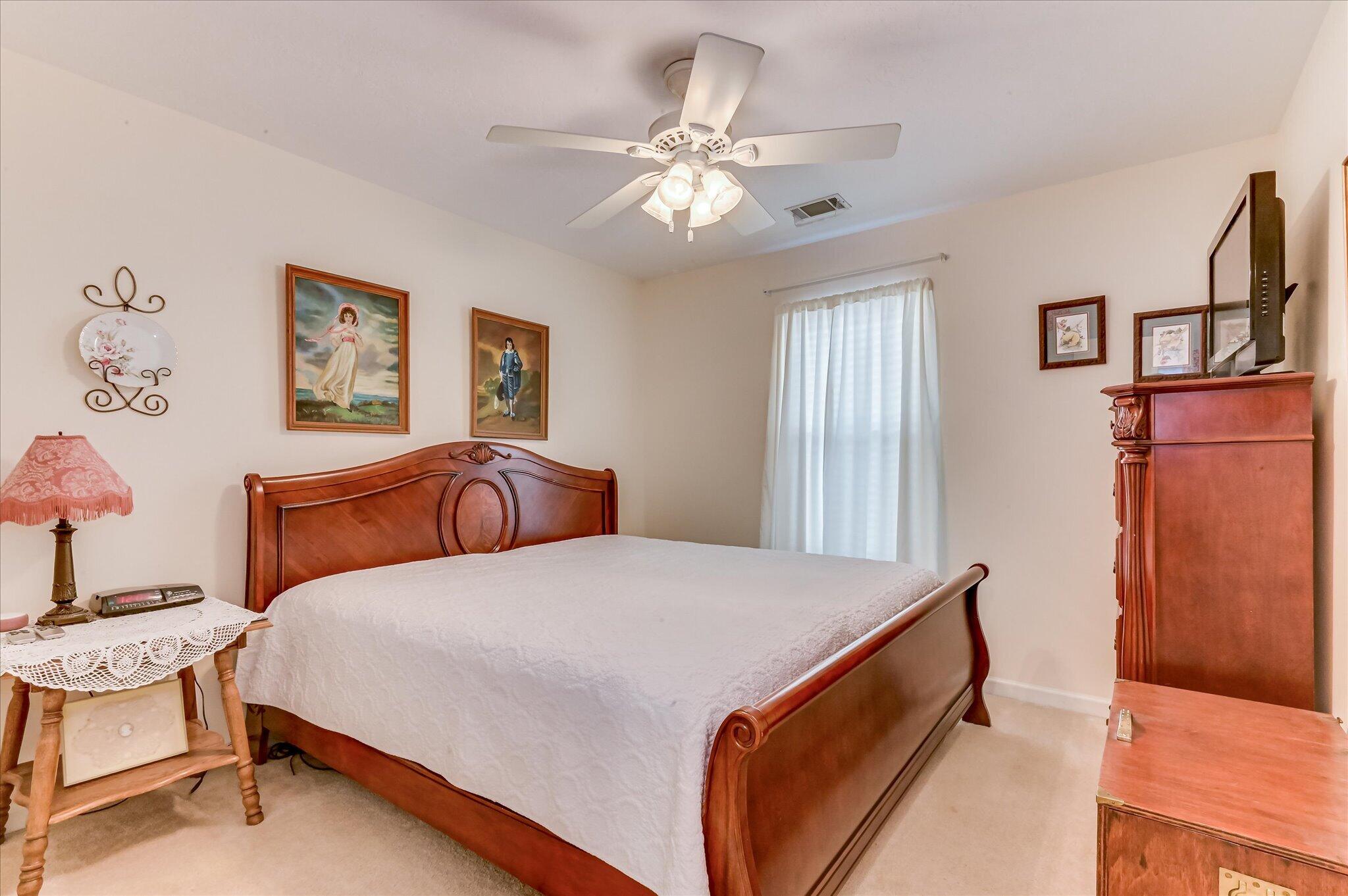 910 Sawbuck Way