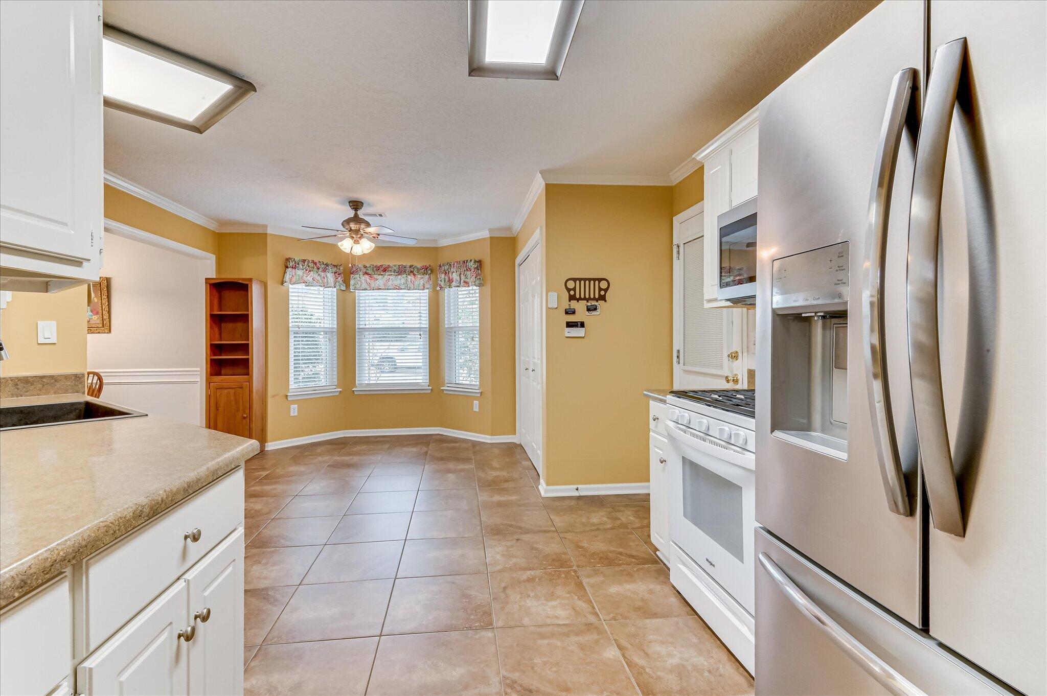910 Sawbuck Way