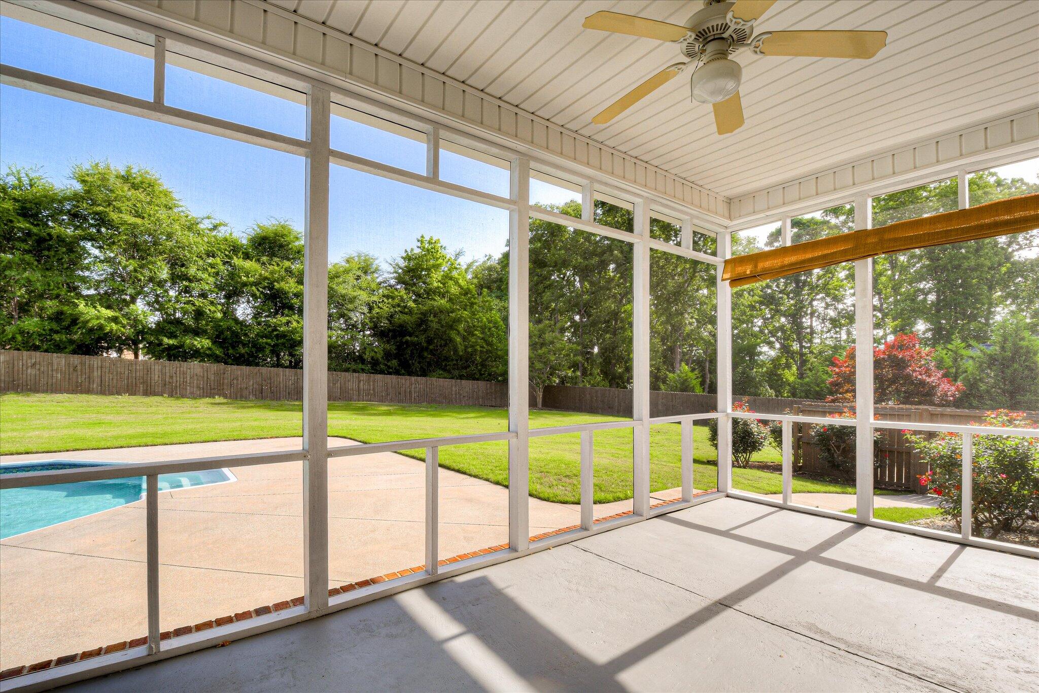 1459 Knob Hill Circle