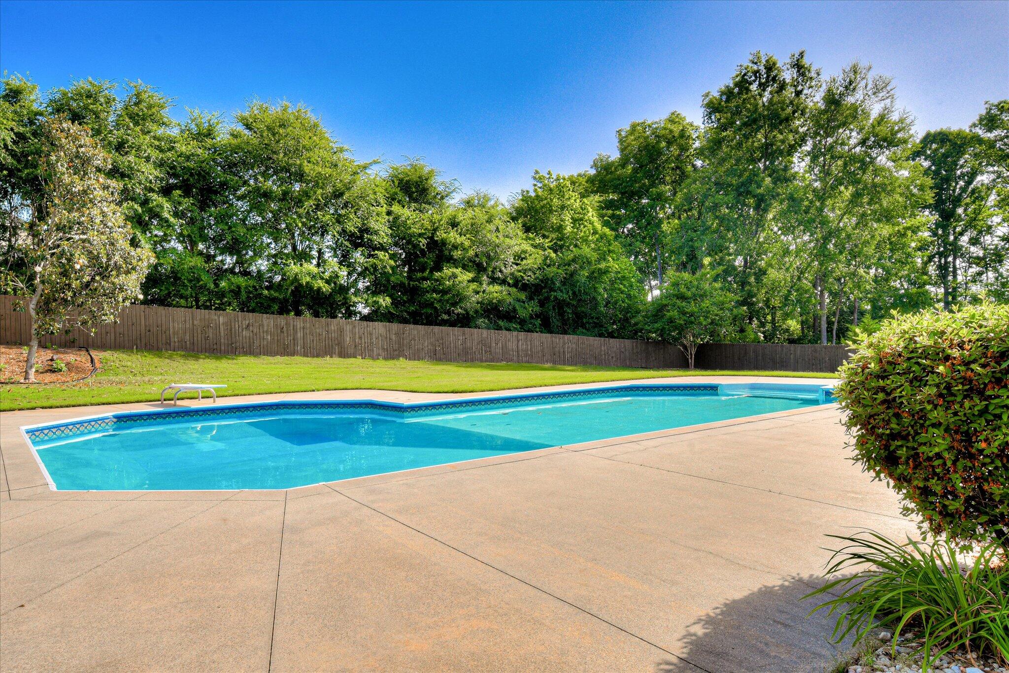 1459 Knob Hill Circle
