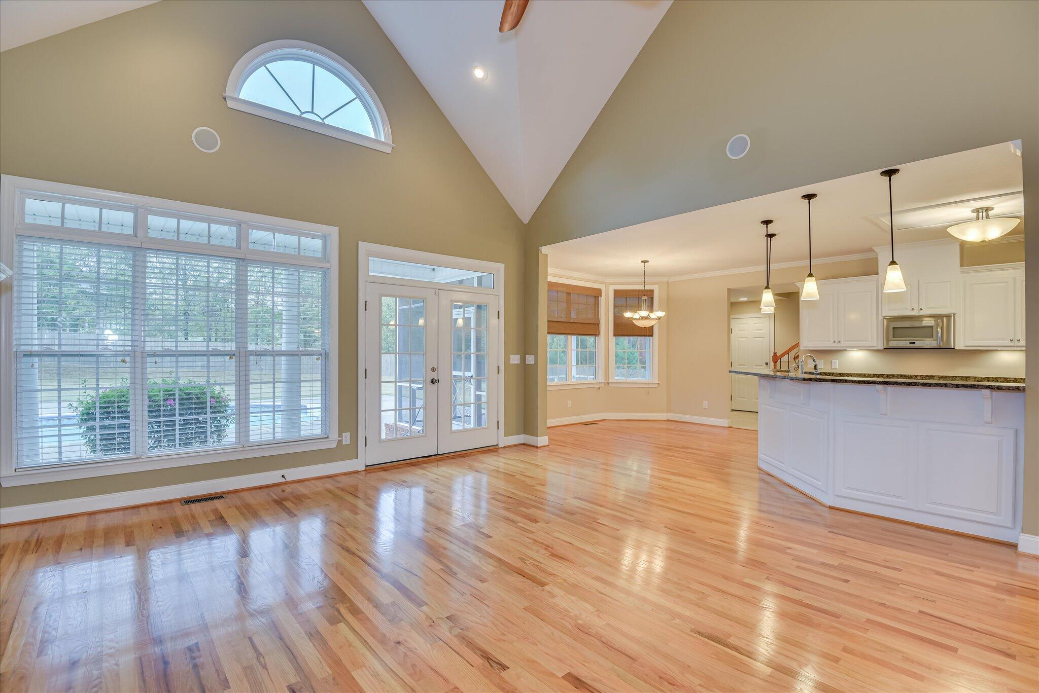 1459 Knob Hill Circle