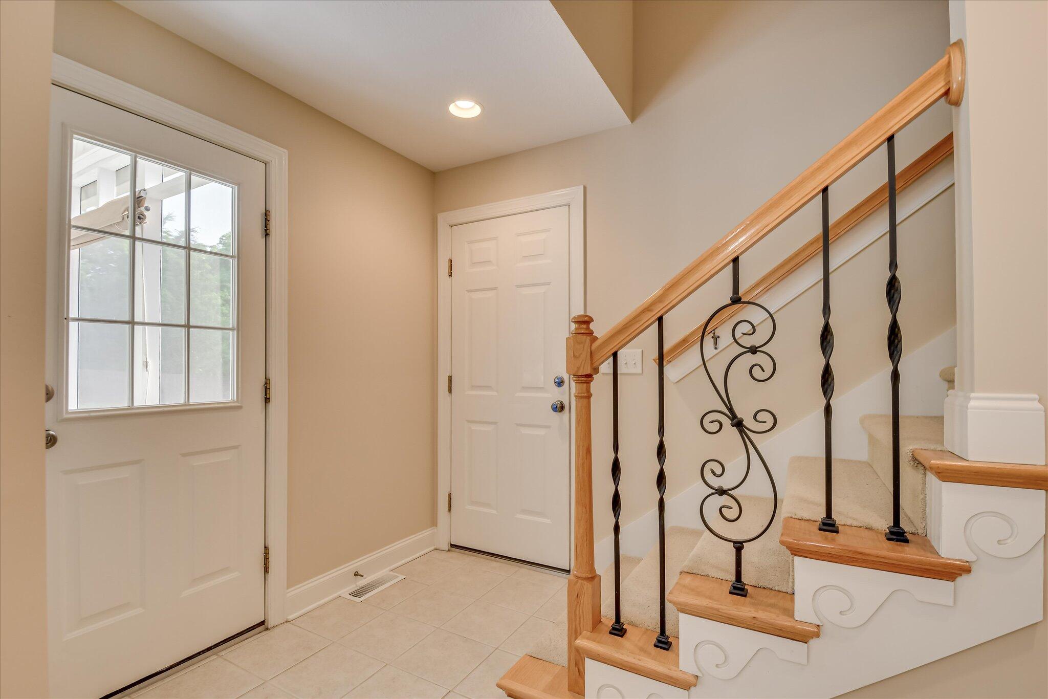 1459 Knob Hill Circle