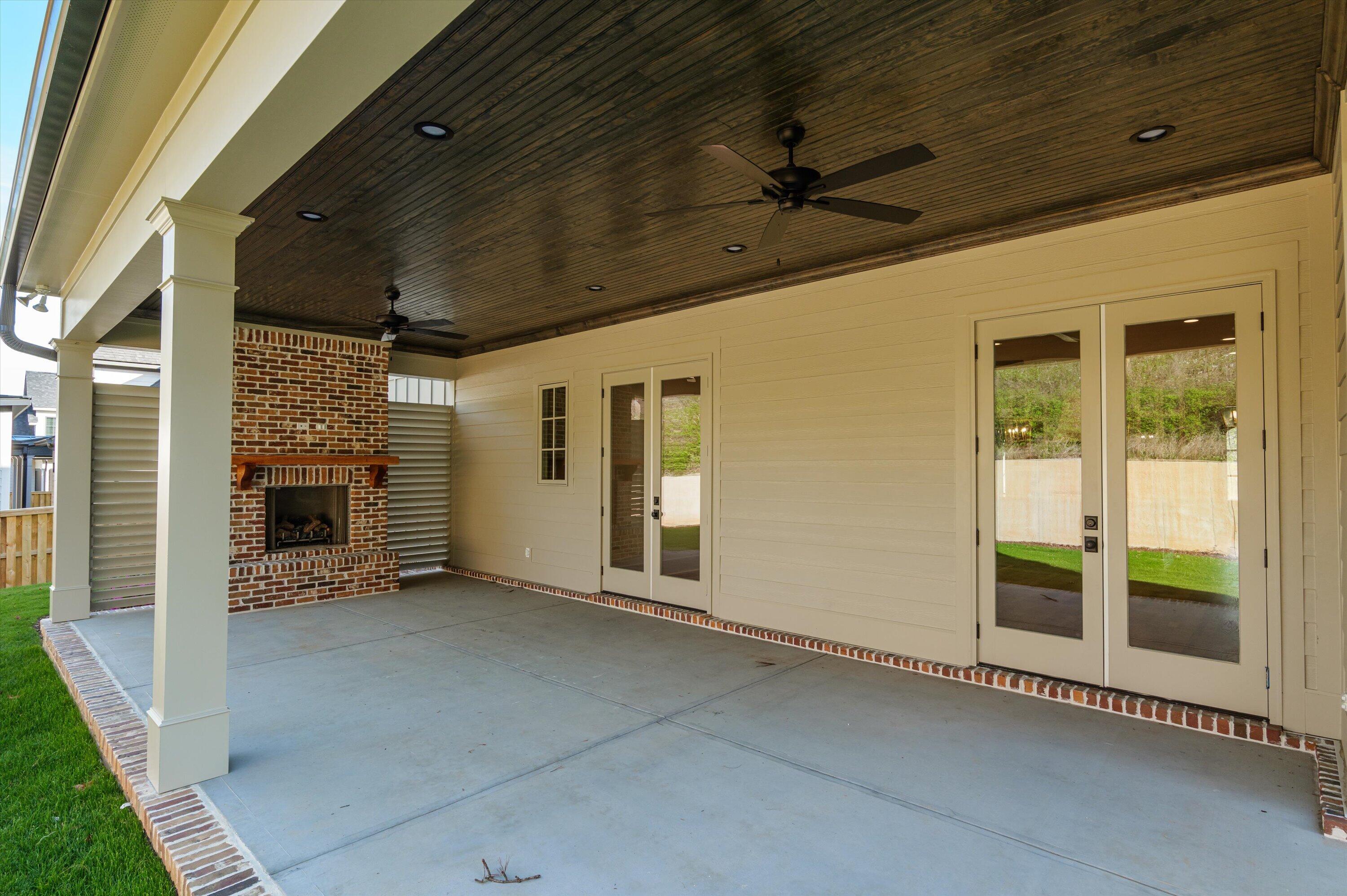 726 Campana Drive