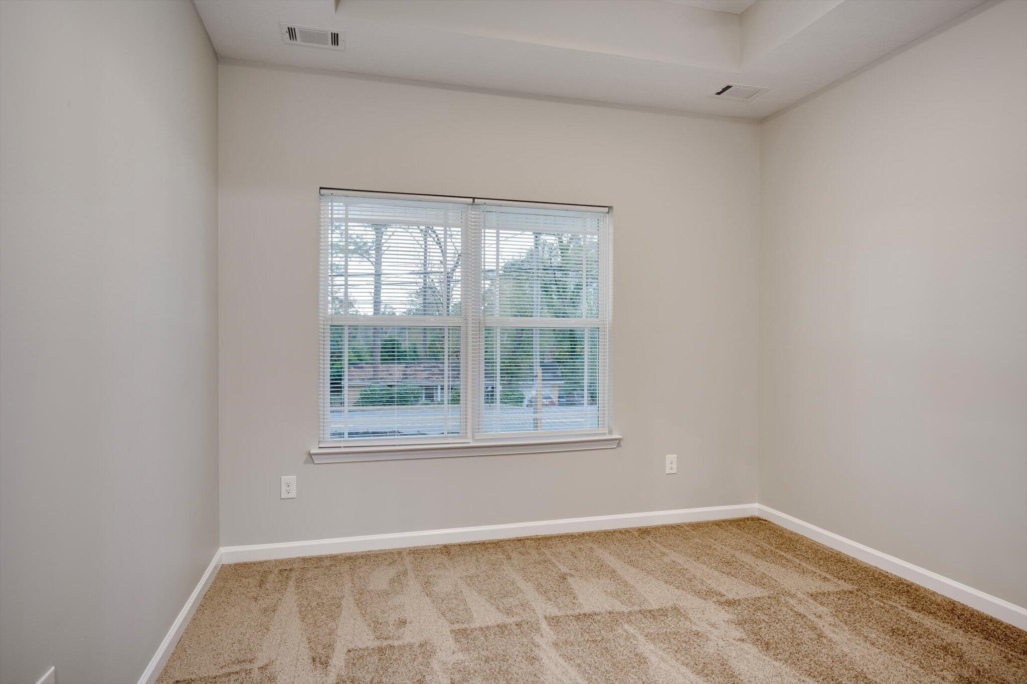 2527 Meadowbrook Drive