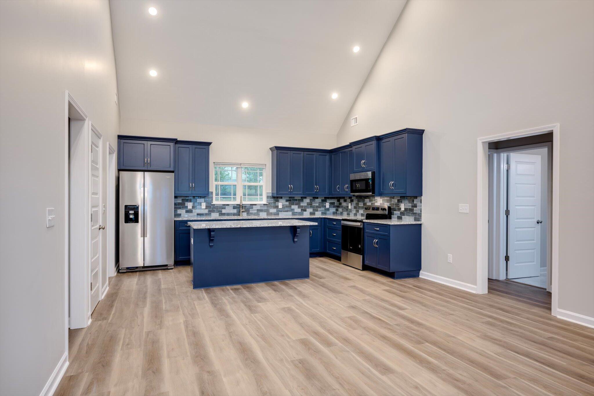 2527 Meadowbrook Drive